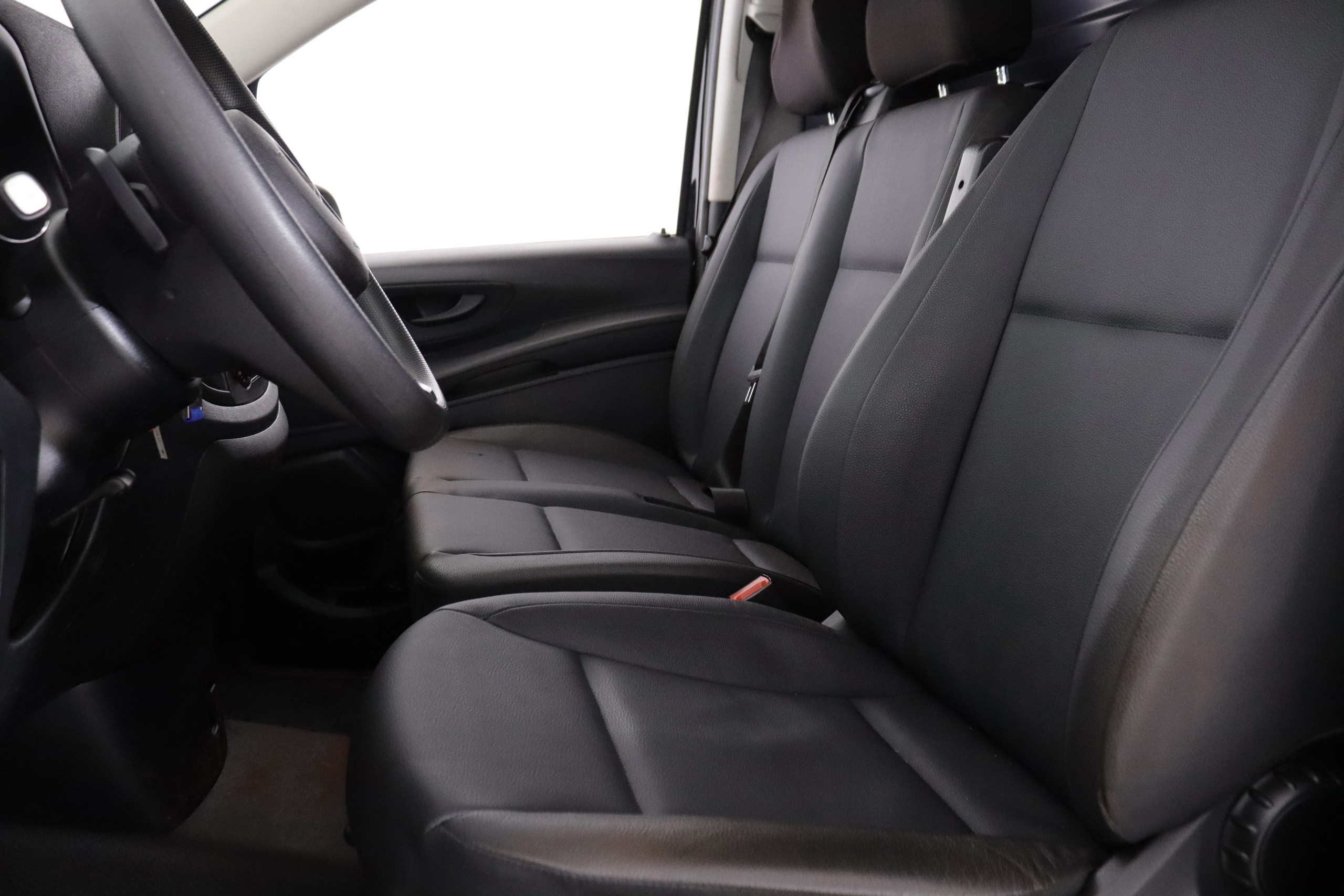 Mercedes-benz Vito ELECTRICO 116cv AUTO 4P foto 26