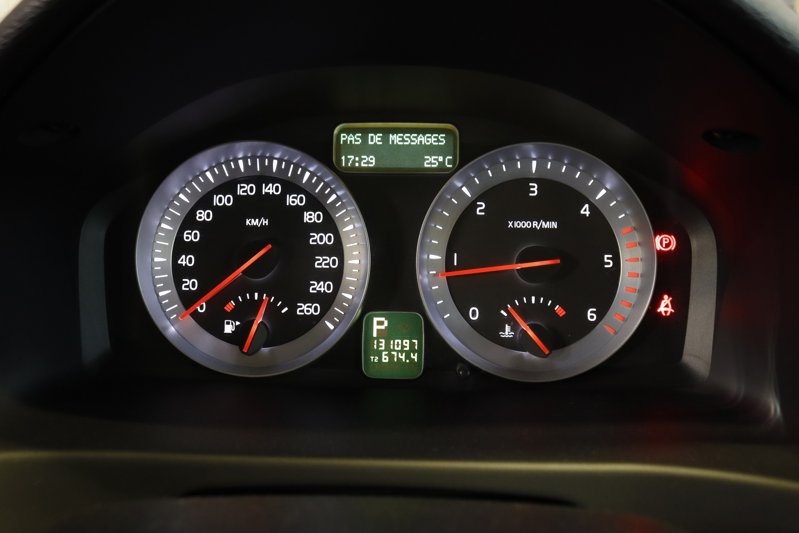 Volvo C70 2.0 MOMENTUM D3 AUTO 150cv 2P # PARKTRONIC foto 18