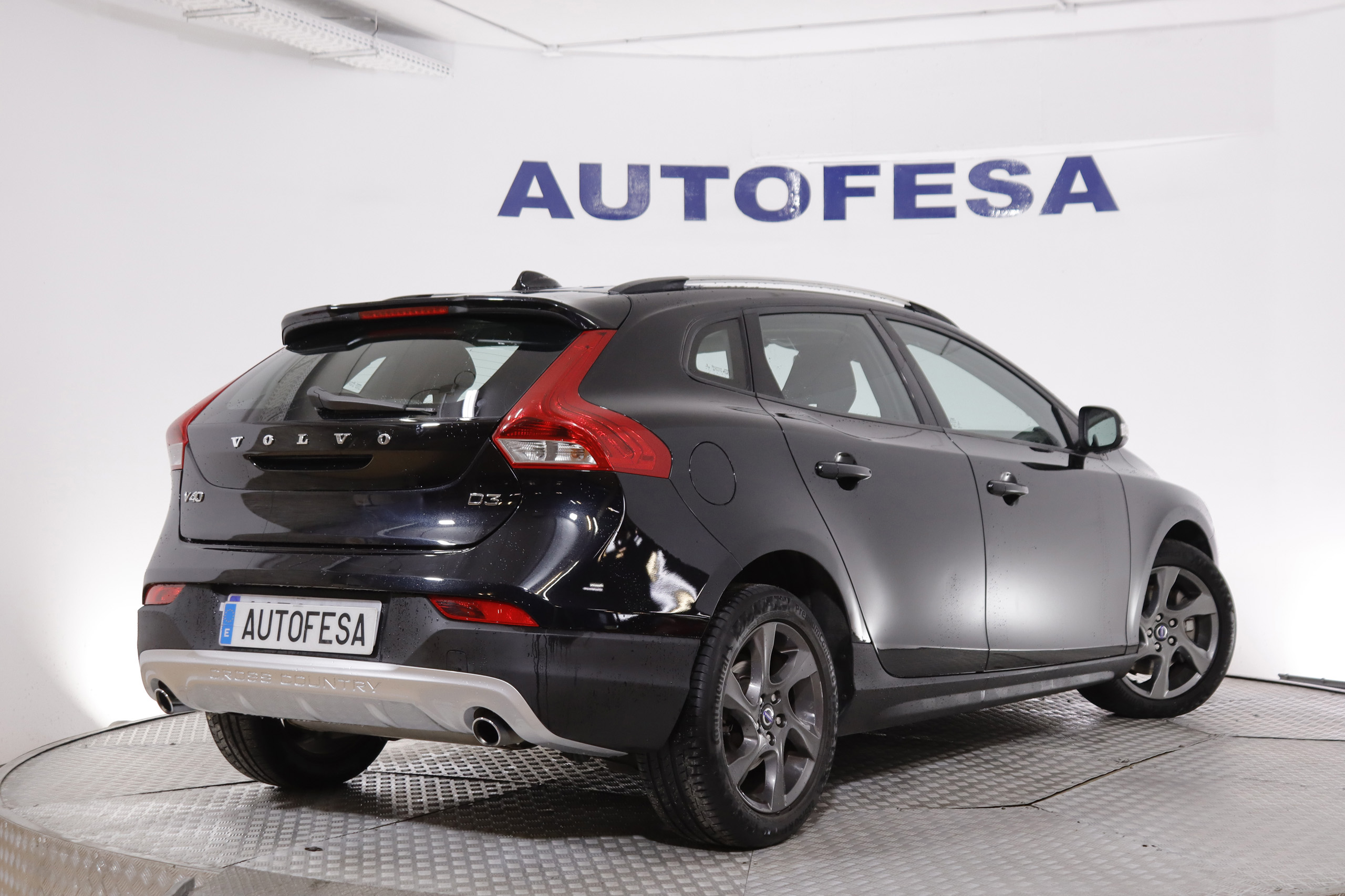 Volvo V40 CROSS COUNTRY 2.0 D3 150cv 5P # NAVY foto 9