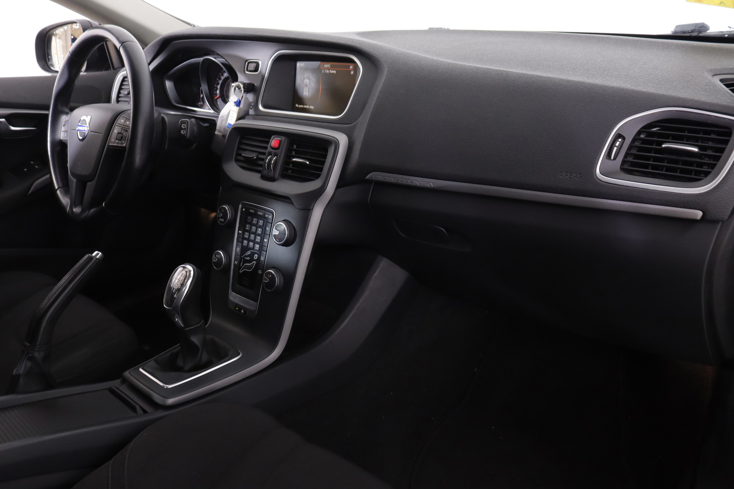 Volvo V40 CROSS COUNTRY 2.0 D3 150cv 5P # NAVY foto 15