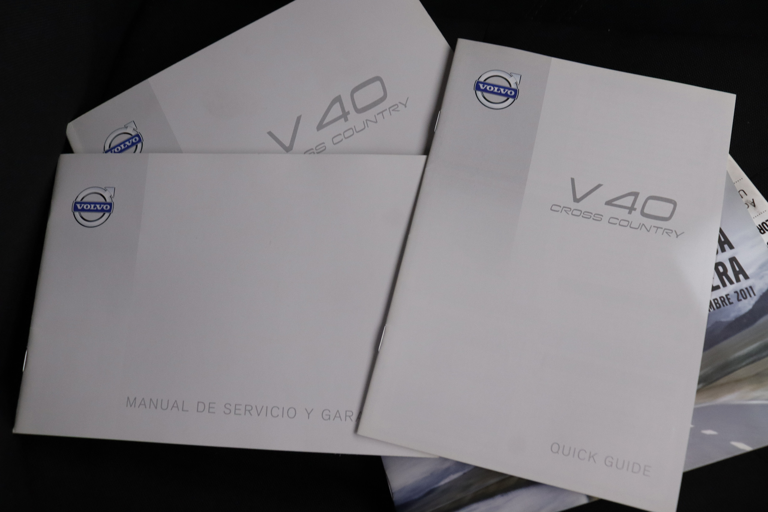 Volvo V40 CROSS COUNTRY 2.0 D3 150cv 5P # NAVY foto 24