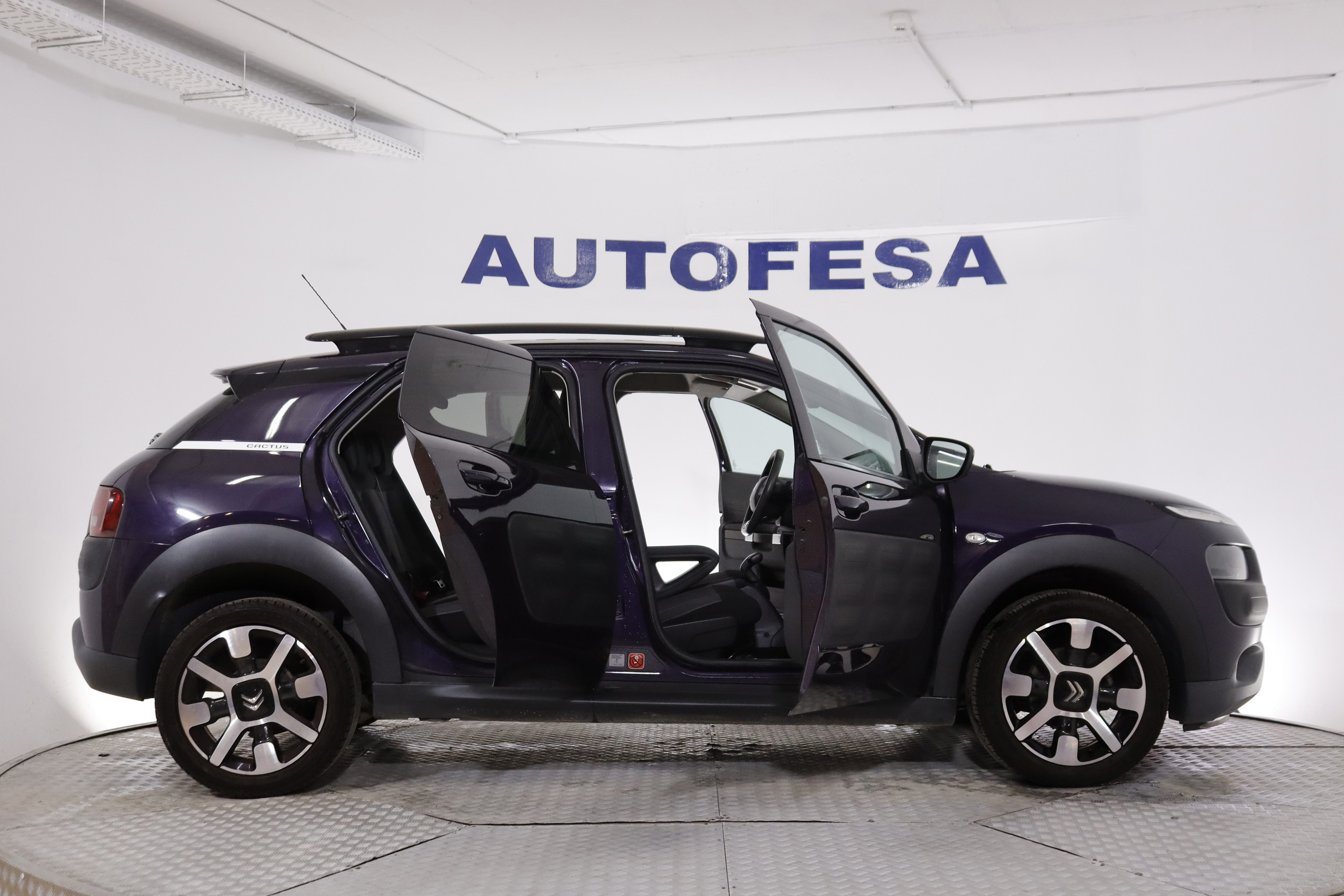 Citroen C4 Cactus 1.6HDI SHINE 92cv AUTO 5P # NAVY foto 11