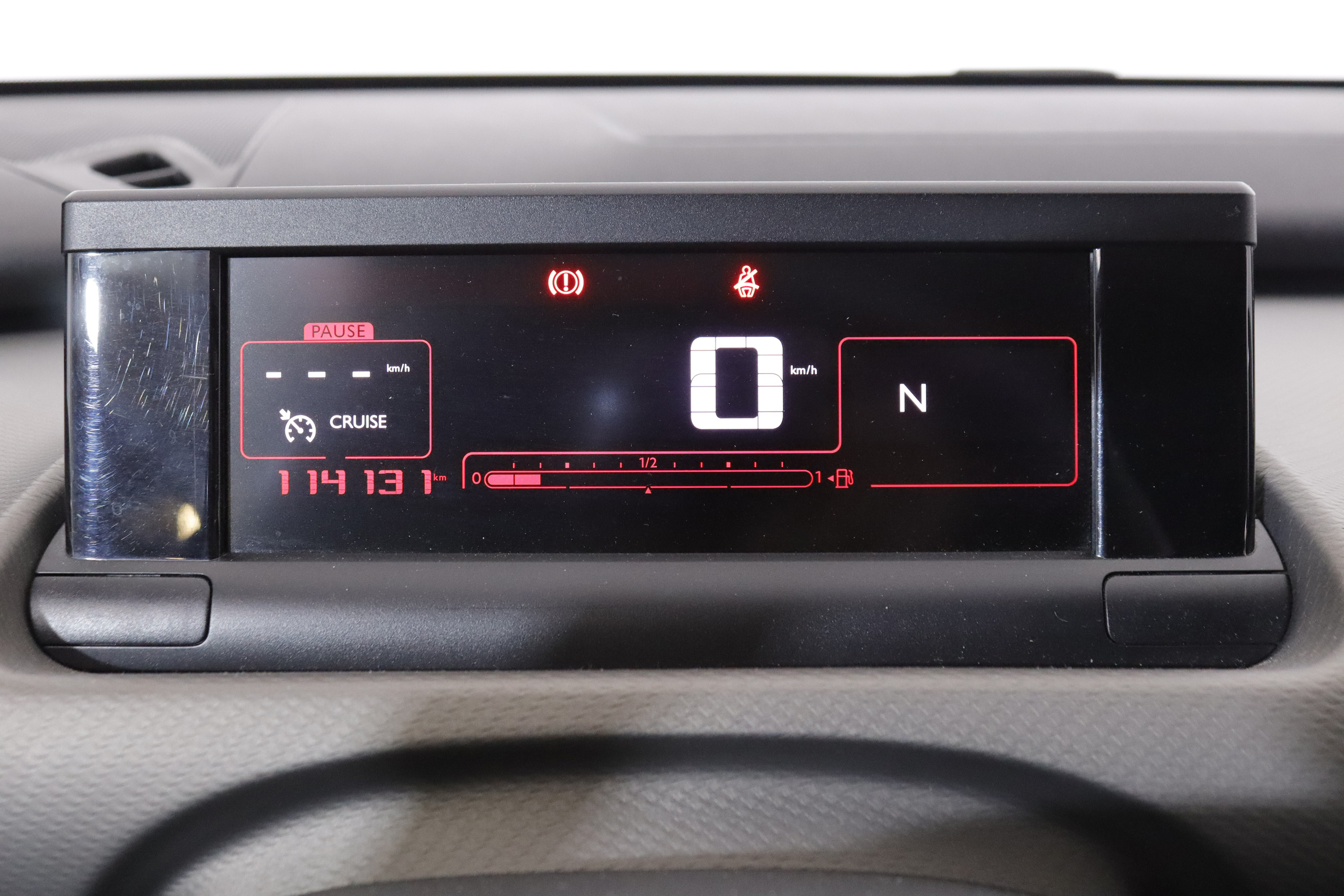 Citroen C4 Cactus 1.6HDI SHINE 92cv AUTO 5P # NAVY foto 17