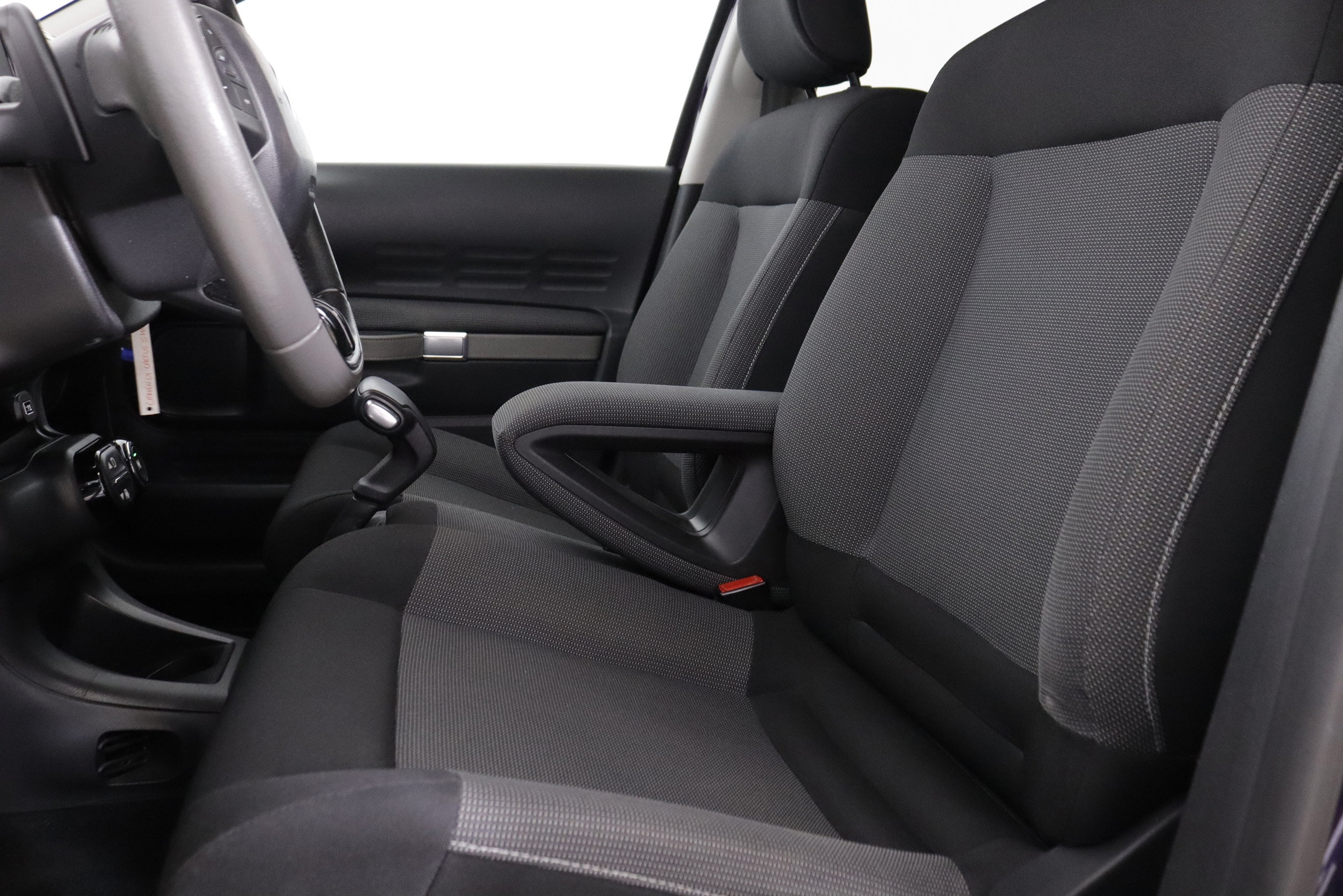 Citroen C4 Cactus 1.6HDI SHINE 92cv AUTO 5P # NAVY foto 24