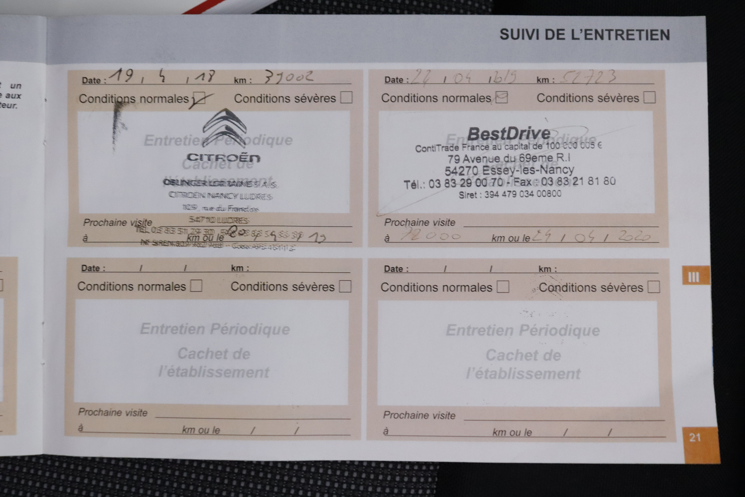 Citroen C4 Cactus 1.6HDI SHINE 92cv AUTO 5P # NAVY foto 29