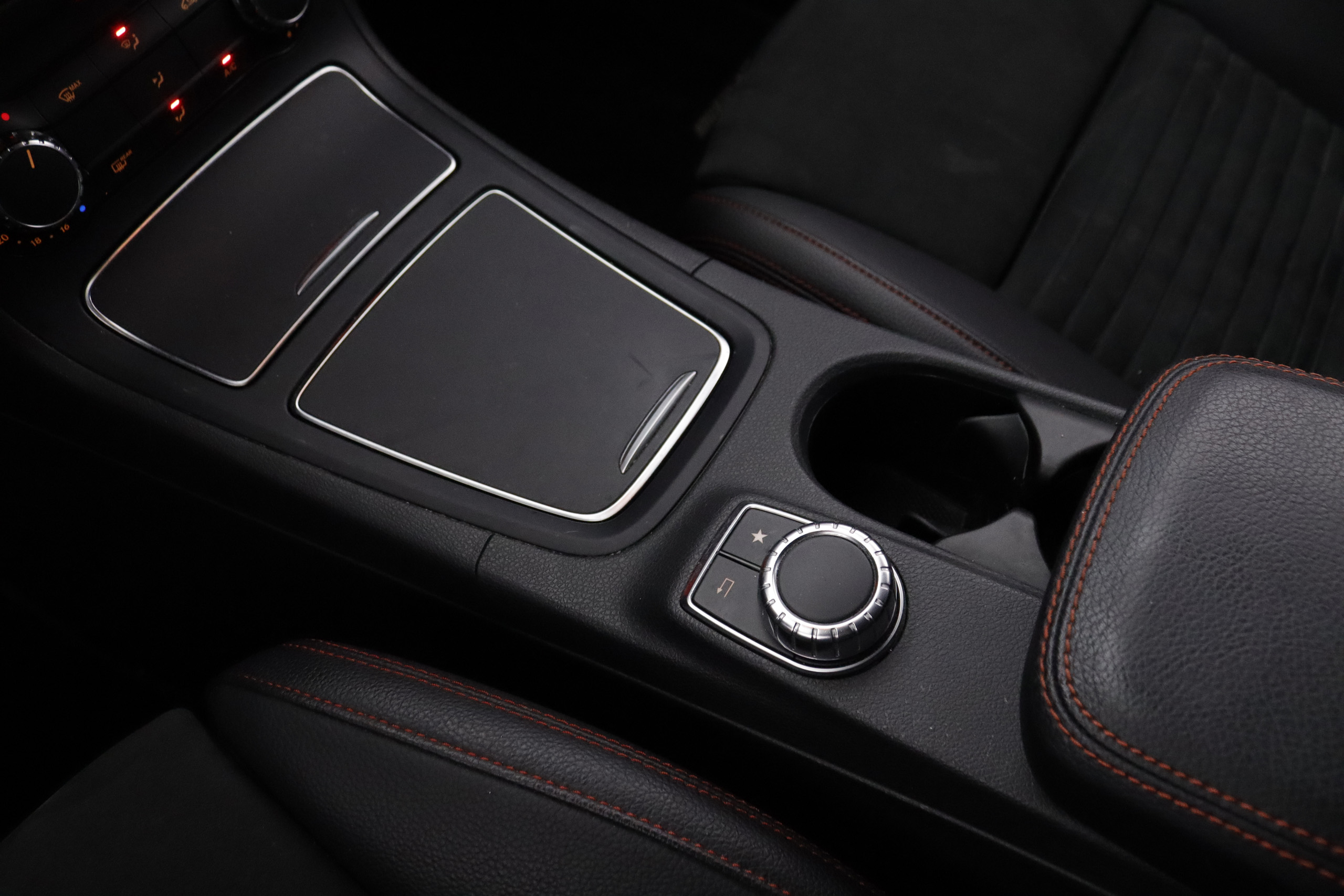 Mercedes-benz B 180 D AMG LINE 109cv AUTO 5P # NAVY, PARKTRONIC foto 19