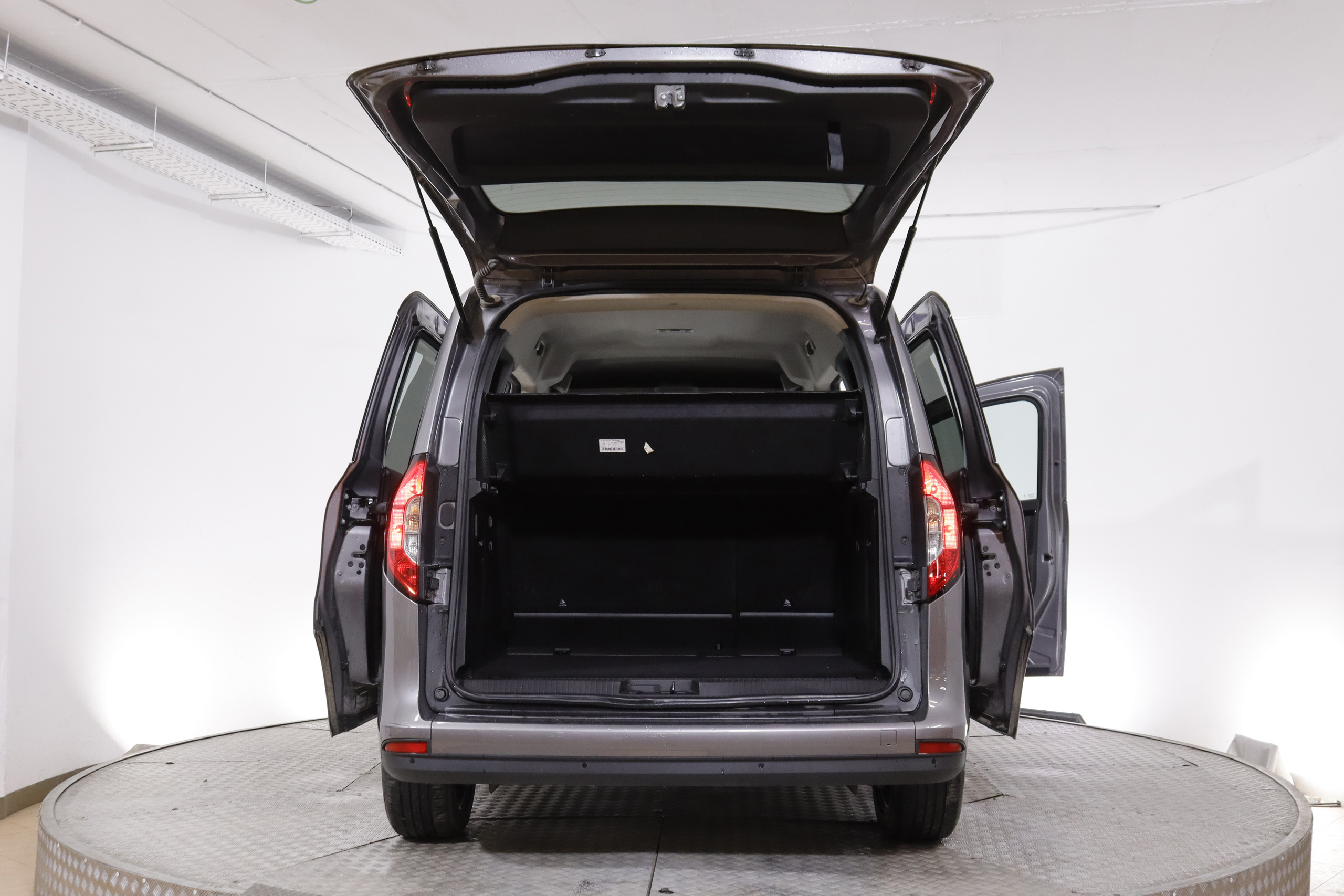 Mercedes-benz CLASE T CLASE T 180D TOURER LARGO 115cv AUTO 5P VENTA SOLO PROFESIONALES foto 13