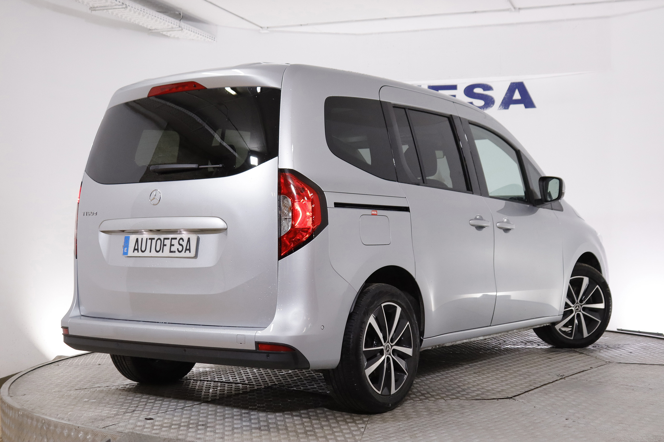 Mercedes-benz CLASE T CLASE T 180D TOURER LARGO 115cv AUTO 5P # IVA DEDUCIBLE, NAVY foto 9