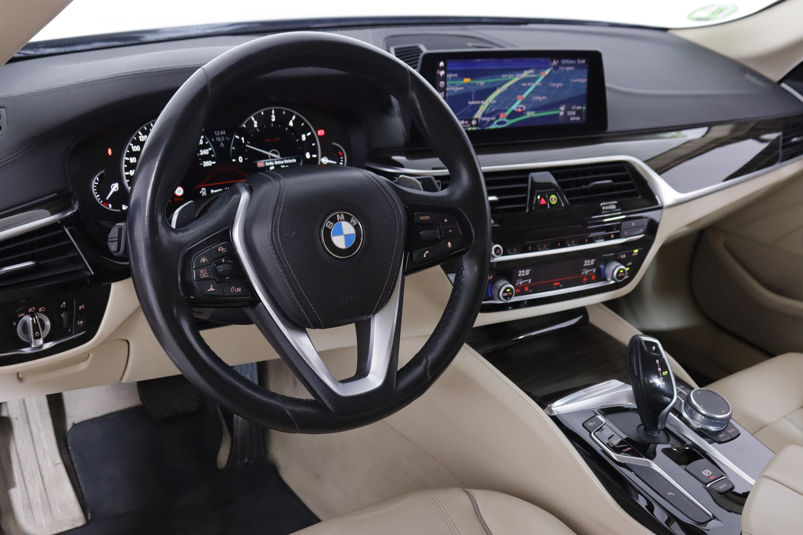 BMW 540 SERIE 5 540I LUXURY 340cv AUTO 4P # NAVY, CUERO foto 14