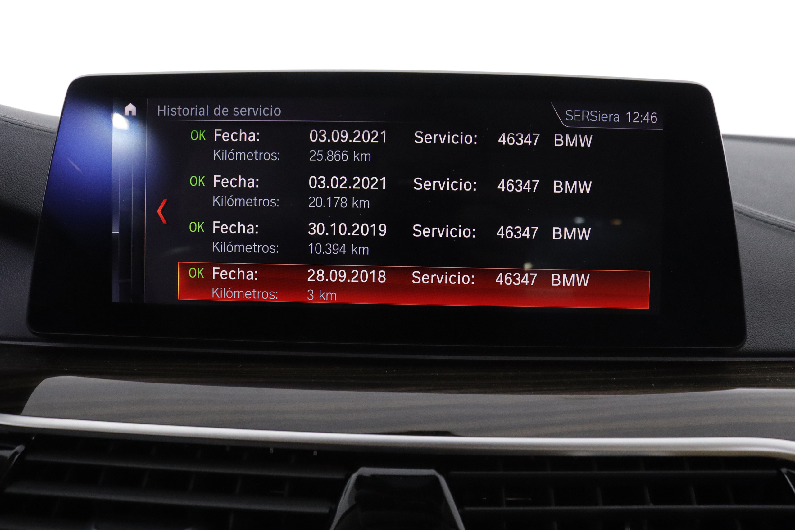 BMW 540 SERIE 5 540I LUXURY 340cv AUTO 4P # NAVY, CUERO foto 27