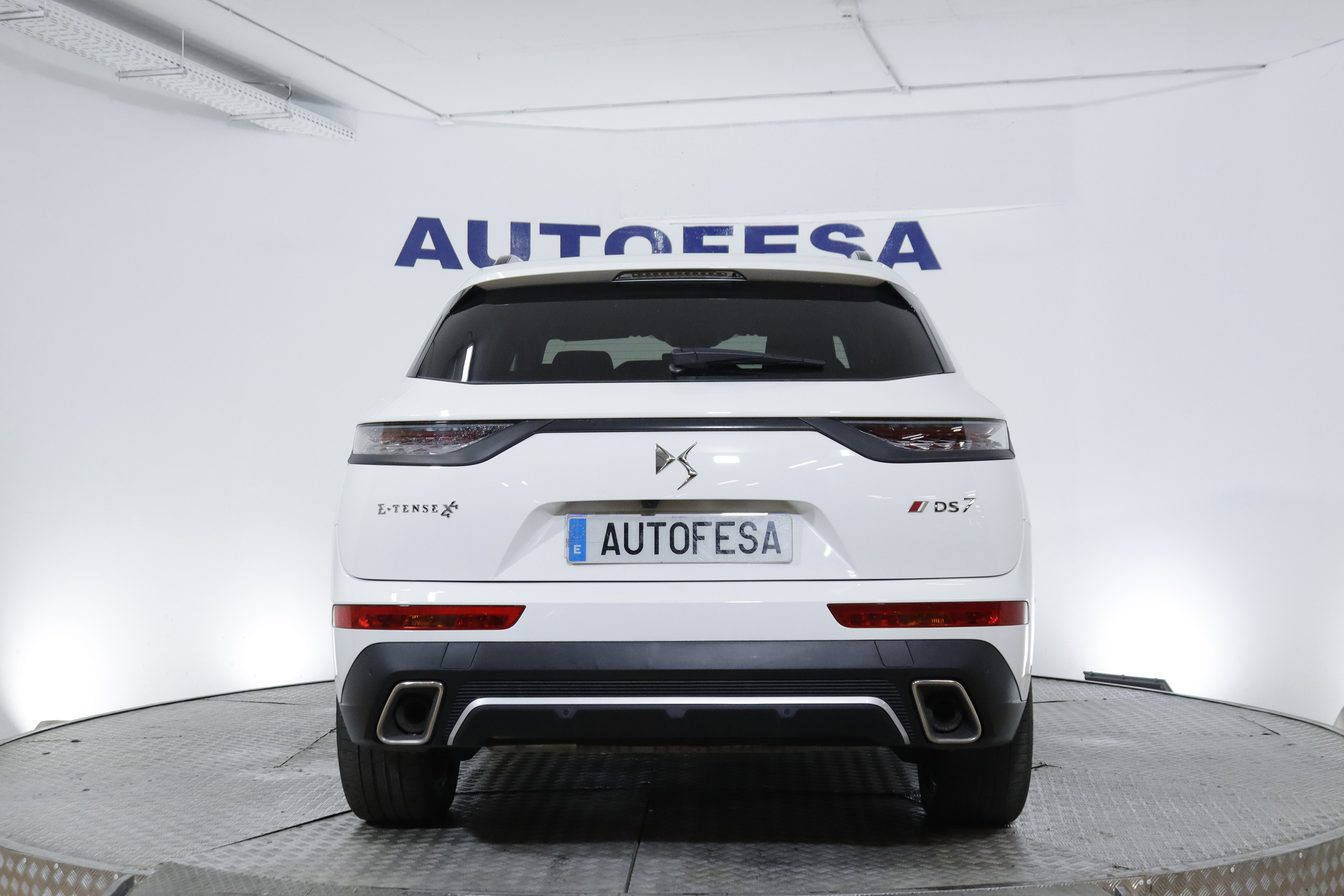 DS DS 7 Crossback 1.6 HIBRIDO ENCHUFABLE PERFORMANCE LINE 300cv AUTO 5P # NAVY, PARKTRONIC, FAROS LED foto 7