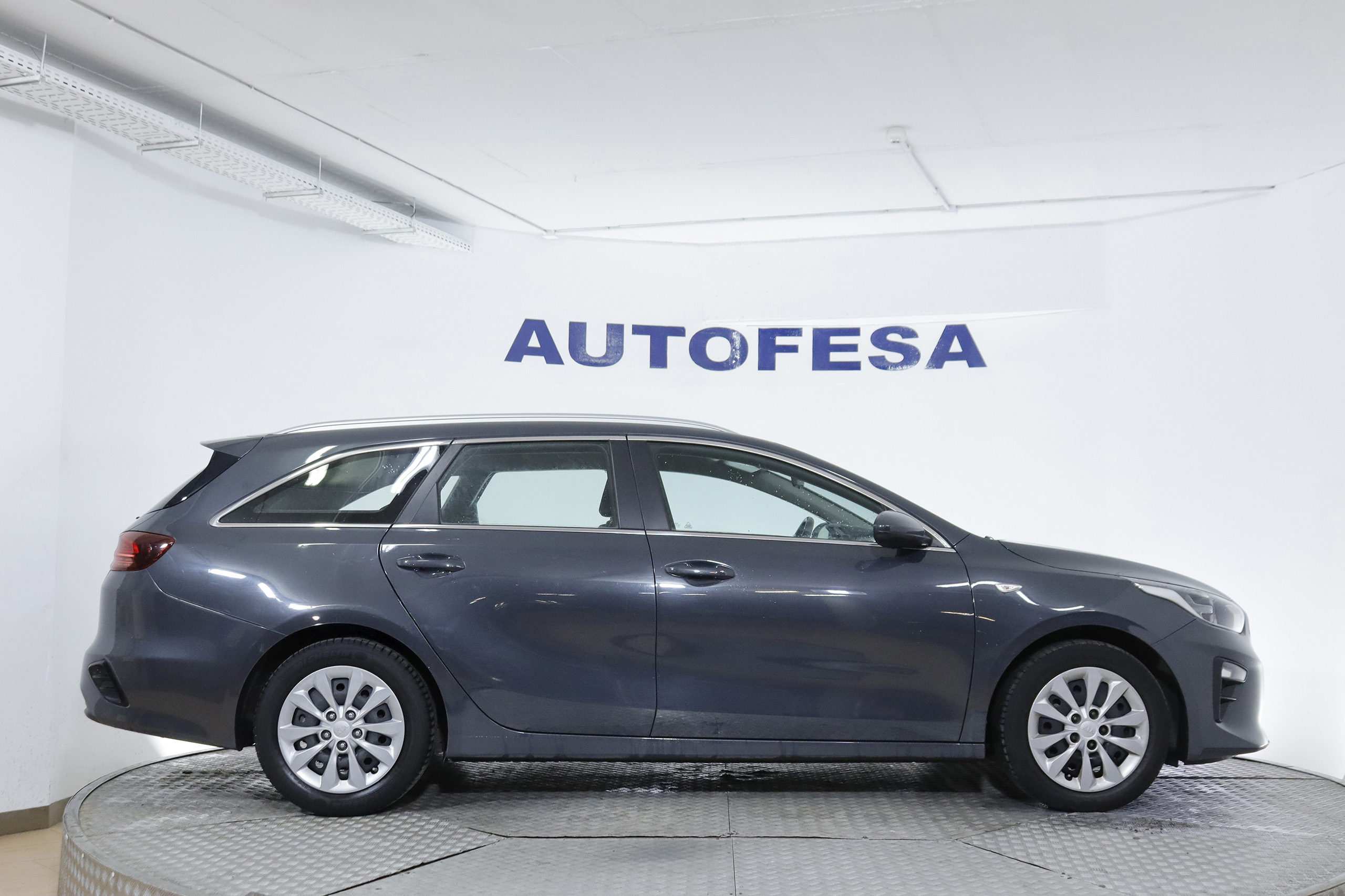 Kia Ceed TOURER 1.0GDI 120cv SW CONCEPT 5P # BLUETOOTH foto 10