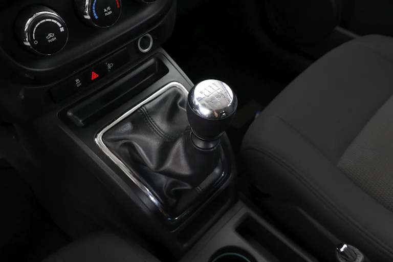 Jeep Compass 2.2 CRD LIMITED 4X2 136cv 5P # BLUETOOTH foto 17