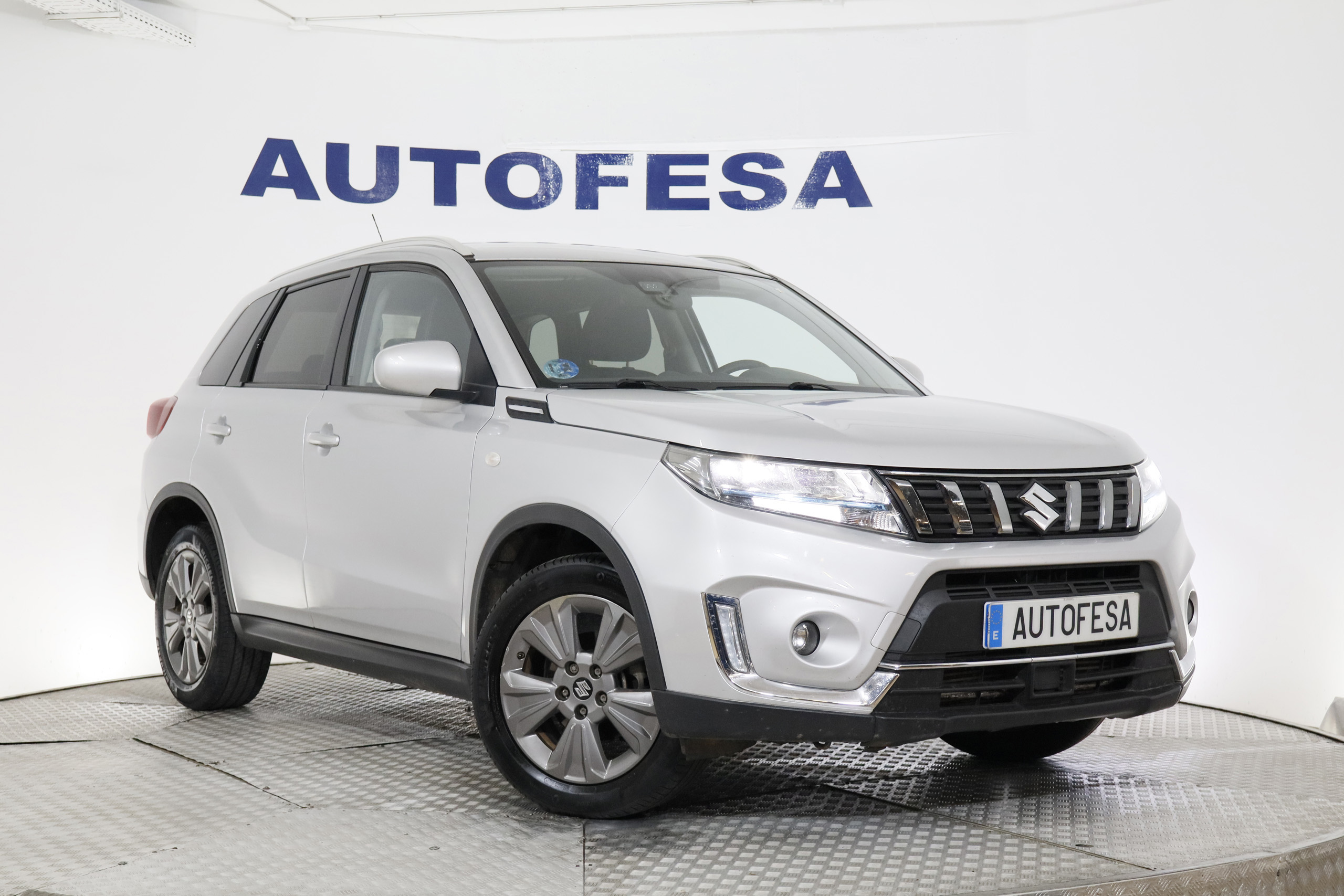 Suzuki Vitara 1.4T GLE AWD HYBRID 140cv 5P # IVA DEDUCIBLE foto 3