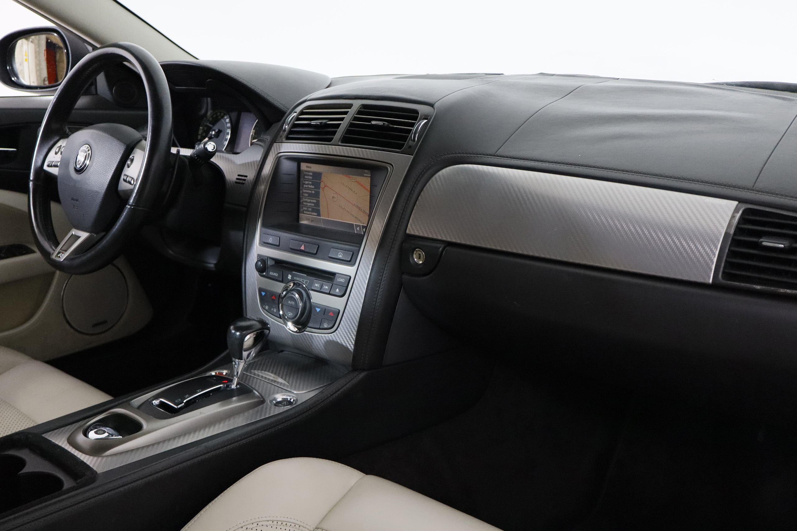 Jaguar Xkr XKR COUPE 4.2 V8 416cv Auto 3P # CUERO,NAVY,PARKTRONIC foto 14