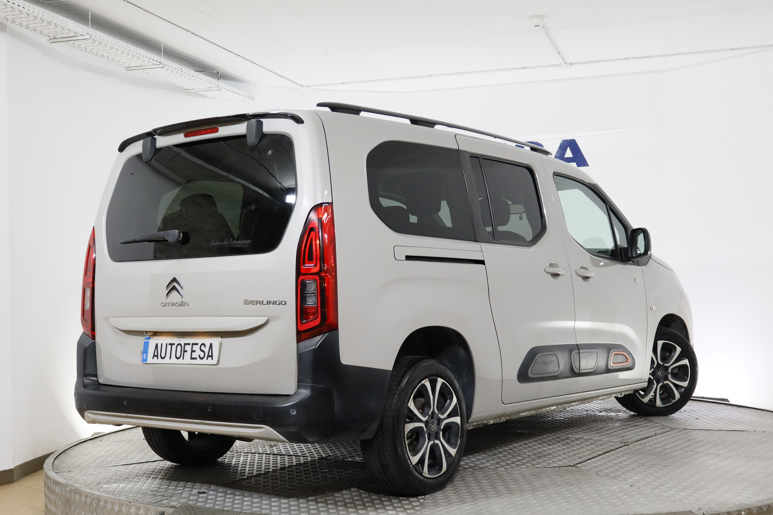 Citroen Berlingo TALLA XL 1.5 BLUEHDI 100cv SHINE 7 PLAZAS 5P # IVA DEDUCIBLE, NAVY foto 9