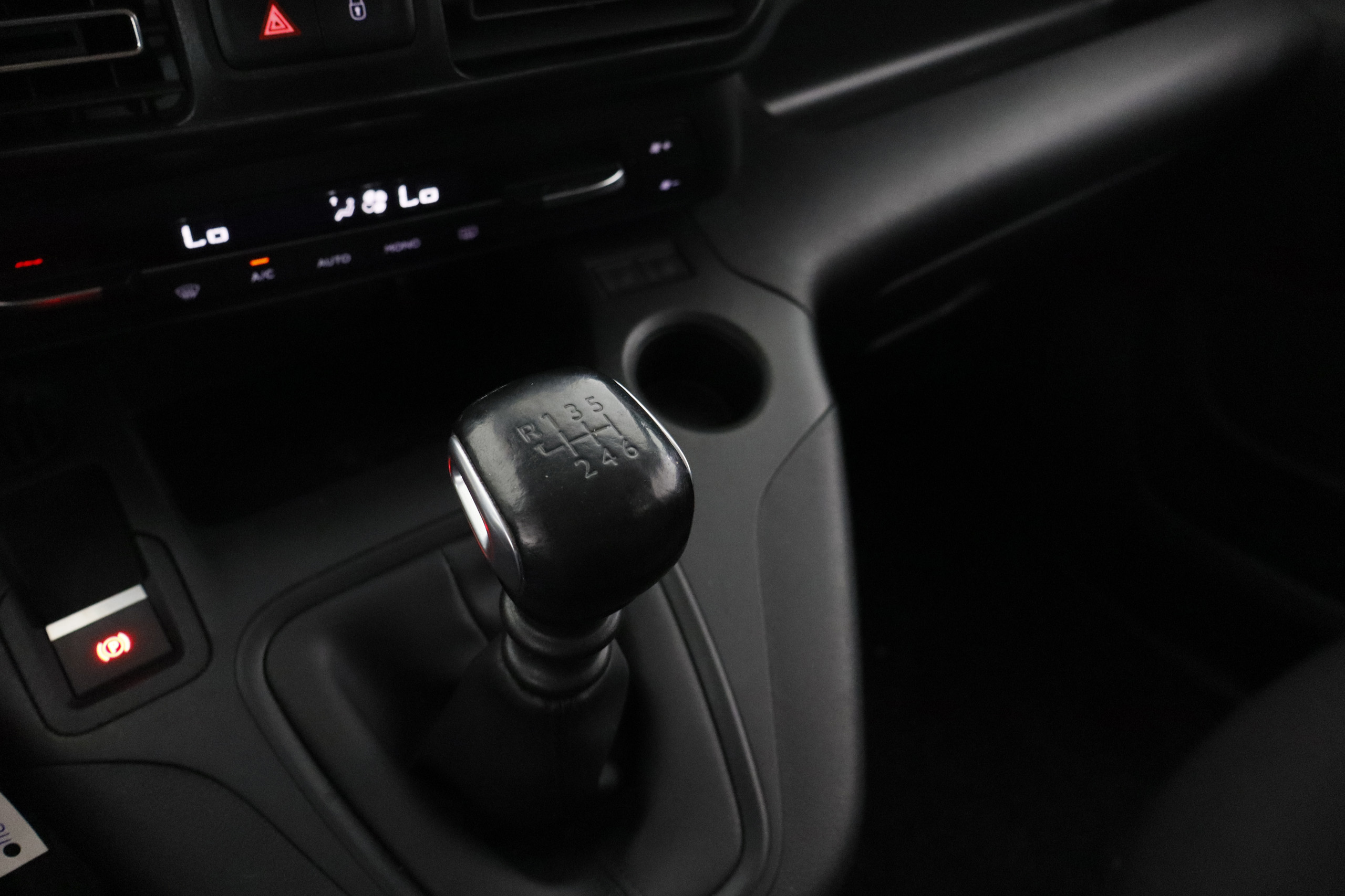 Citroen Berlingo TALLA XL 1.5 BLUEHDI 100cv SHINE 7 PLAZAS 5P # IVA DEDUCIBLE, NAVY foto 17