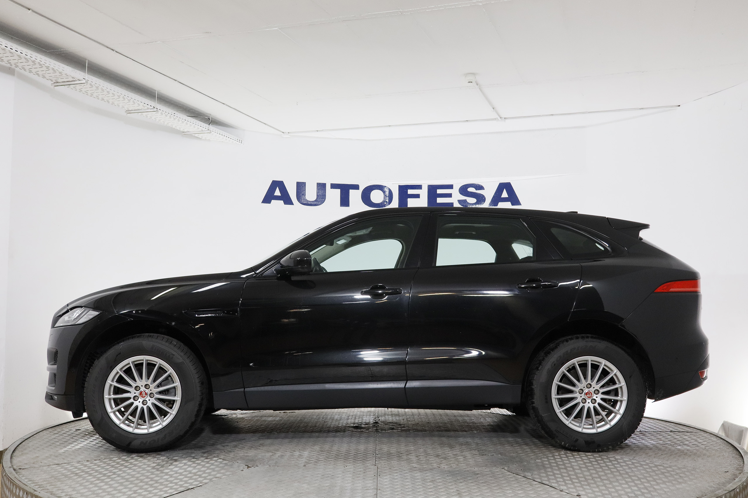 Jaguar F-pace F PACE 2.0 T PRESTIGE AWD 300CV AUTO 5P #  PNAVY, CUERO foto 5