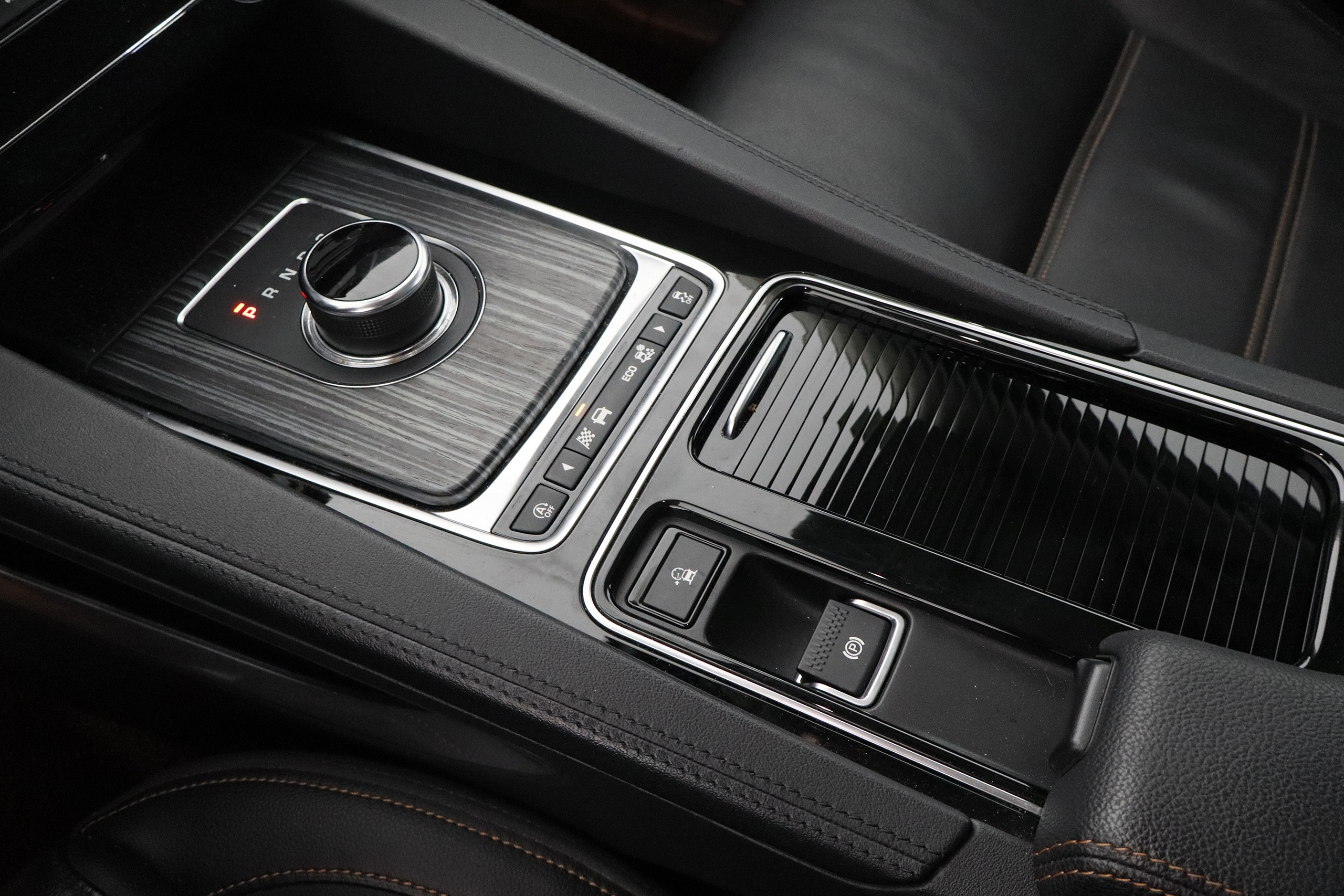 Jaguar F-pace F PACE 2.0 T PRESTIGE AWD 300CV AUTO 5P #  PNAVY, CUERO foto 18