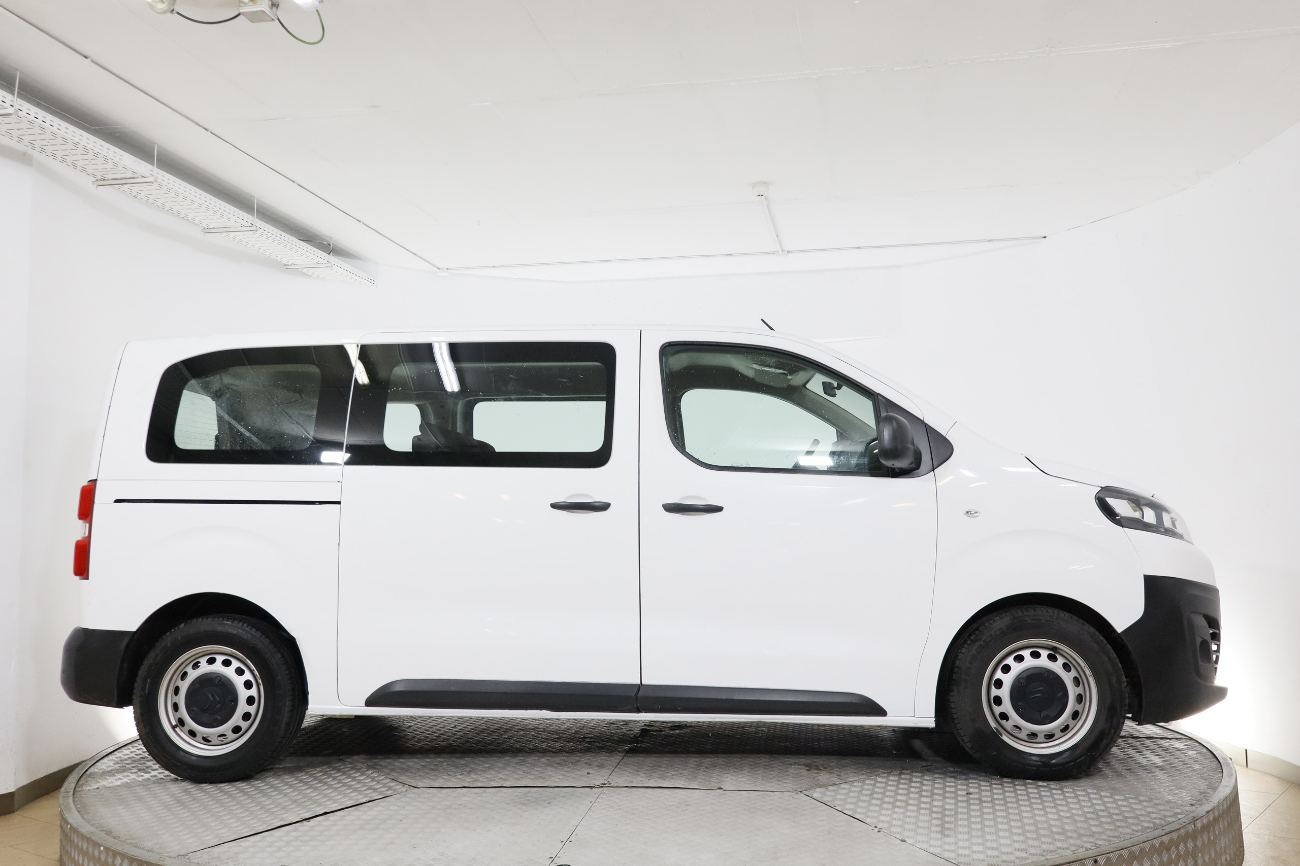 Citroen Jumpy COMBI TALLA M 1.5 HDI 102cv 9 PLAZAS 4P # IVA DEDUCIBLE foto 10