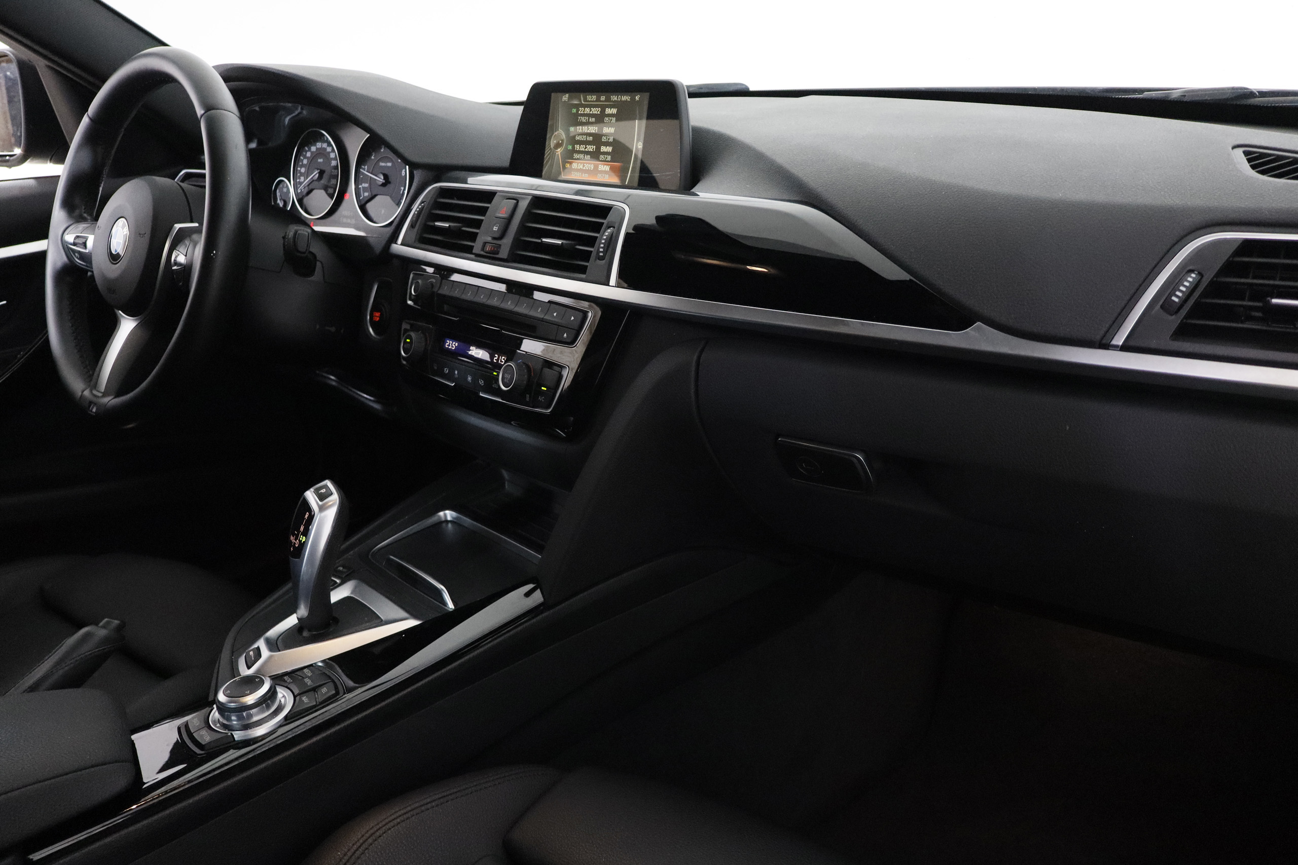 BMW 330 330E E-DRIVE PACK SPORT 252CV AUTO 4P # NAVY, CUERO foto 17