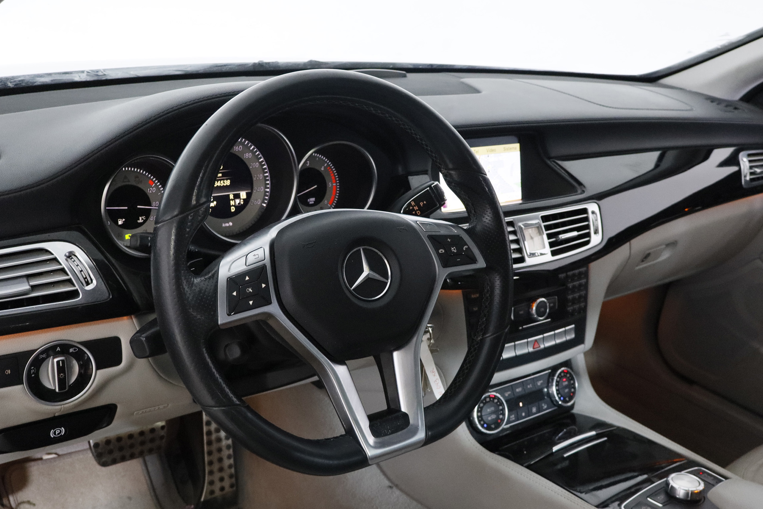 Mercedes-benz Cls 350 CDI 265cv AMG LINE AUTO 4P # TECHO ELEC, NAVY, CUERO foto 15