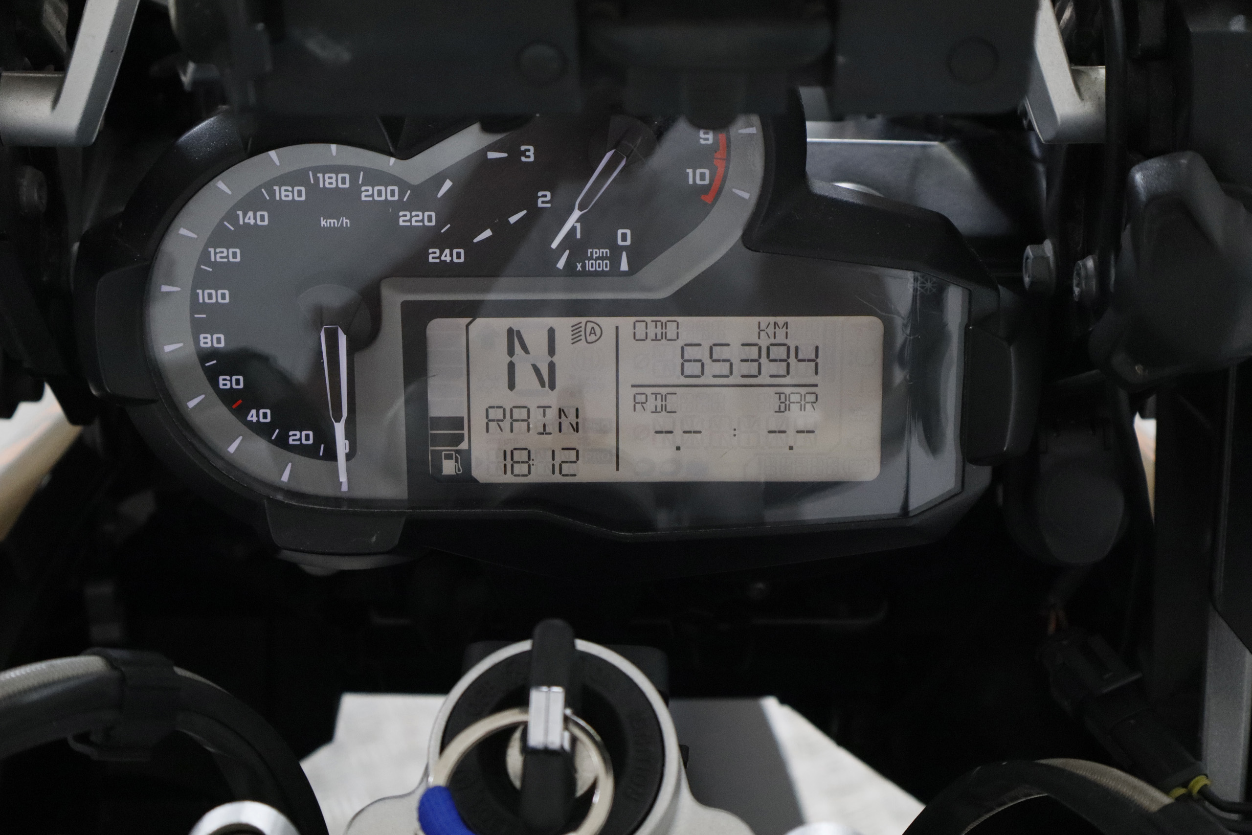 BMW R 1200 GS Adventure GS ADVENTURE 125cv ABS # FAROS LED, KIT MALETAS, PAQUETE DYNAMIC, CONFORT, TOURING foto 14