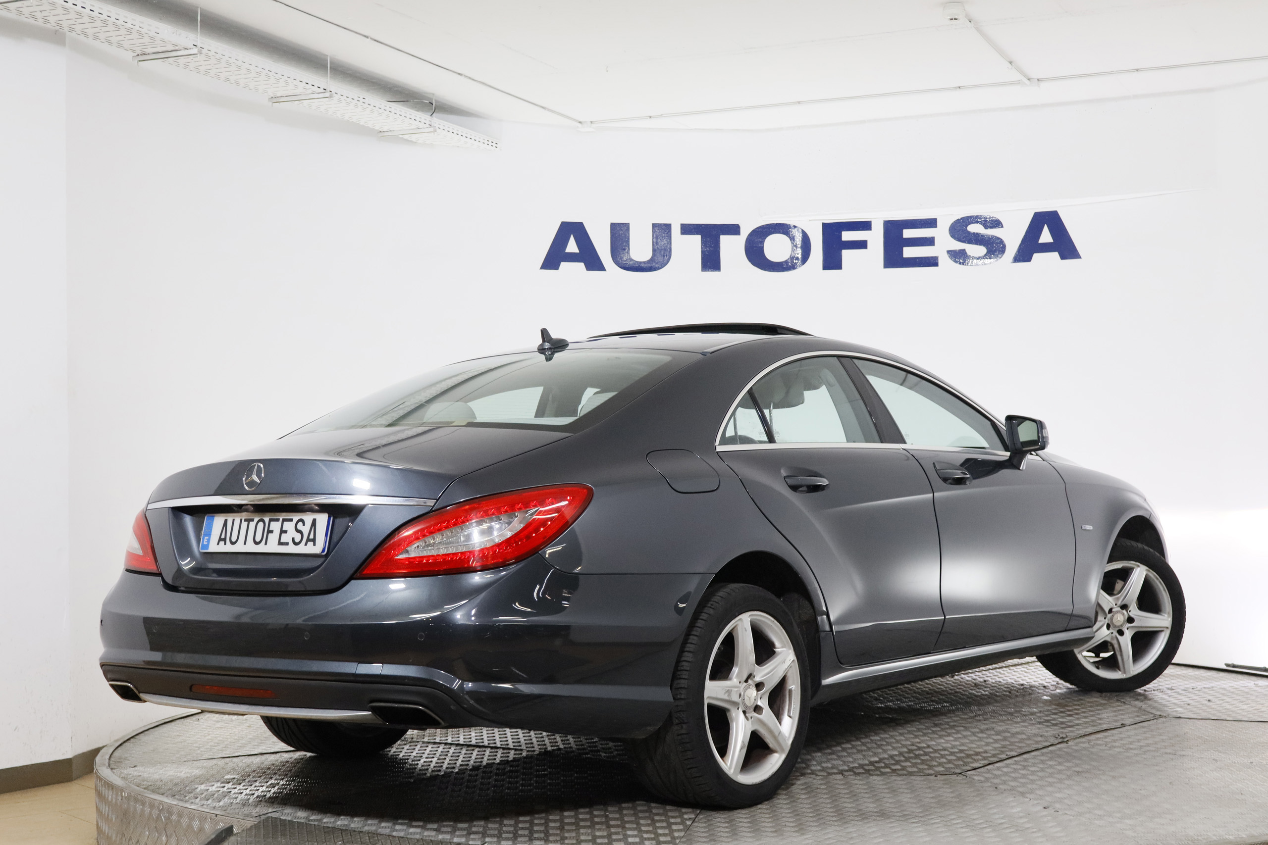 Mercedes-benz Cls 350 CDI 265cv AMG LINE AUTO 4P # TECHO ELEC, NAVY, CUERO foto 6