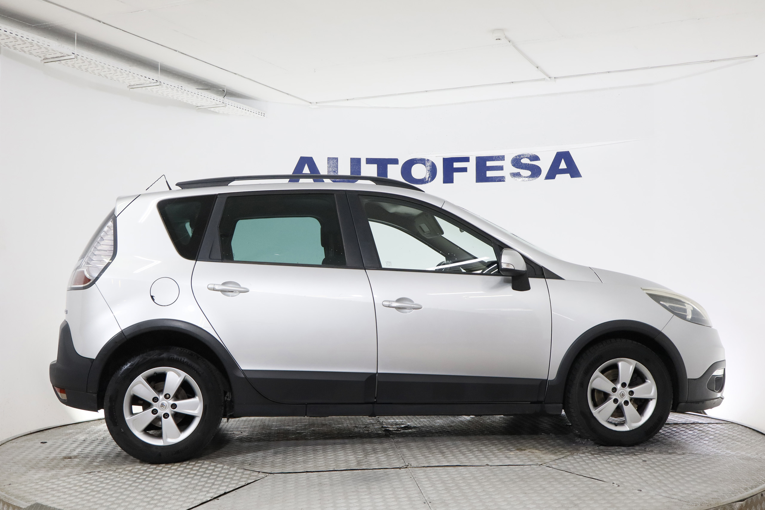 Renault Scenic 1.5 DCI XMOD 110cv 5P # NAVY,PARKTRONIC foto 10