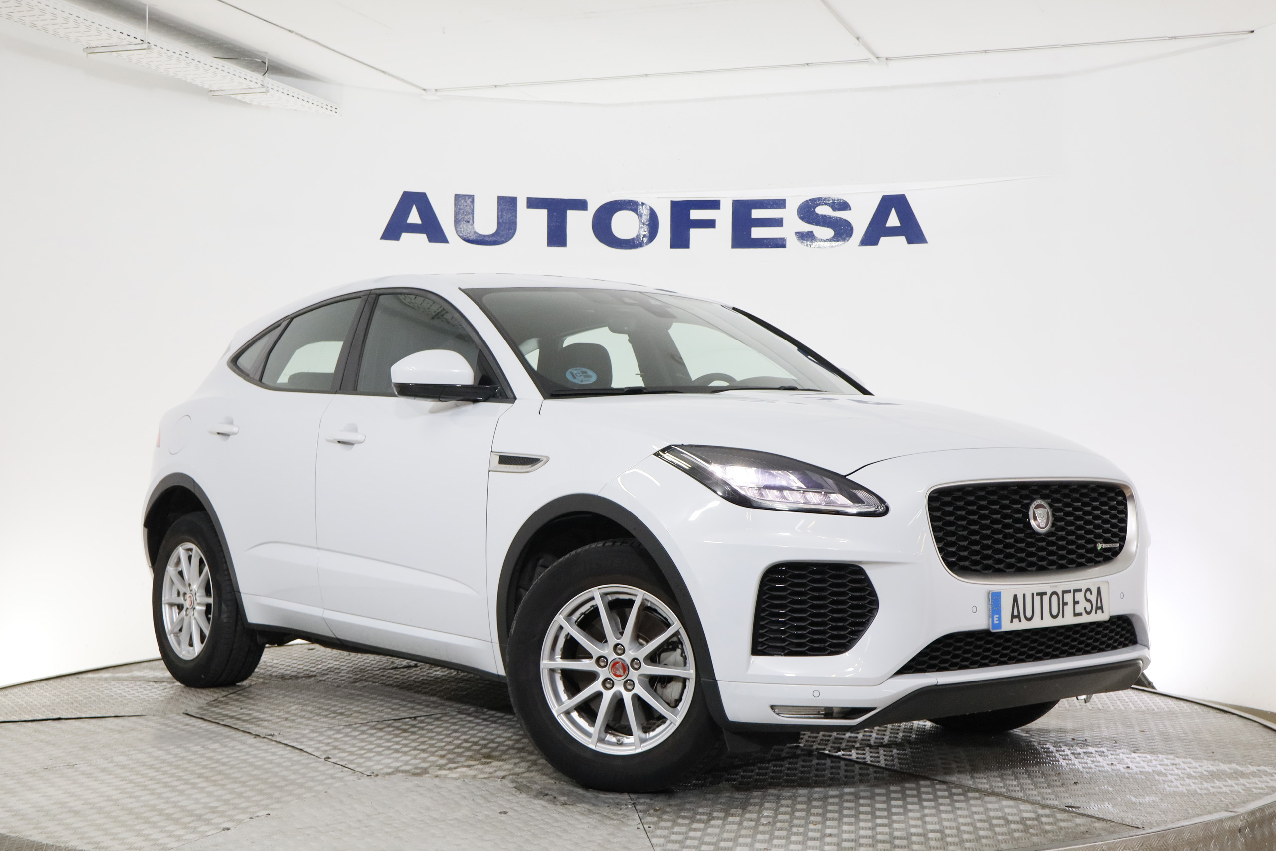 Jaguar E-pace 2.0D R-DYNAMIC 4WD 150cv AUTO 5P # IVA DEDUCIBLE, NAVY foto 3