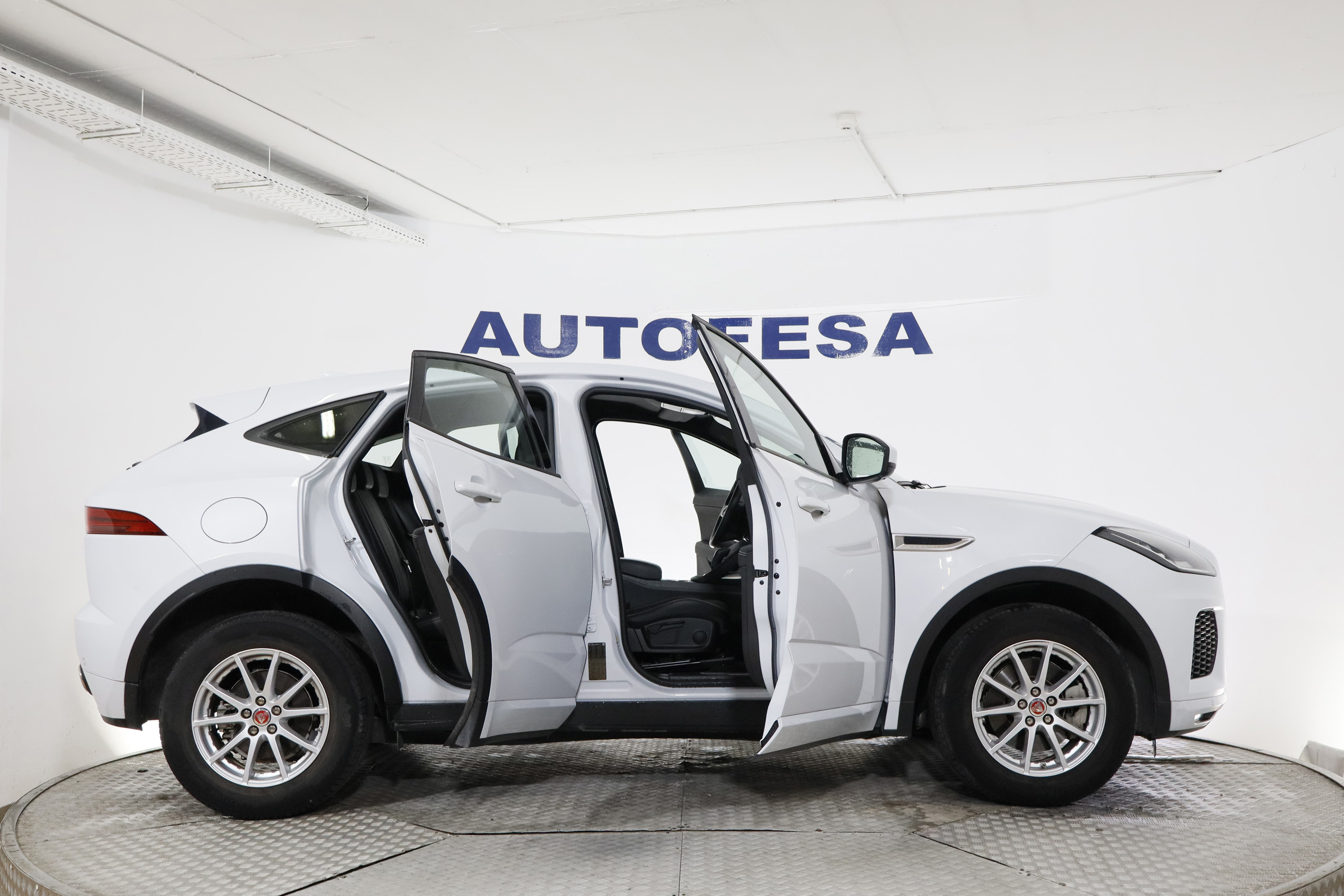 Jaguar E-pace 2.0D R-DYNAMIC 4WD 150cv AUTO 5P # IVA DEDUCIBLE, NAVY foto 11