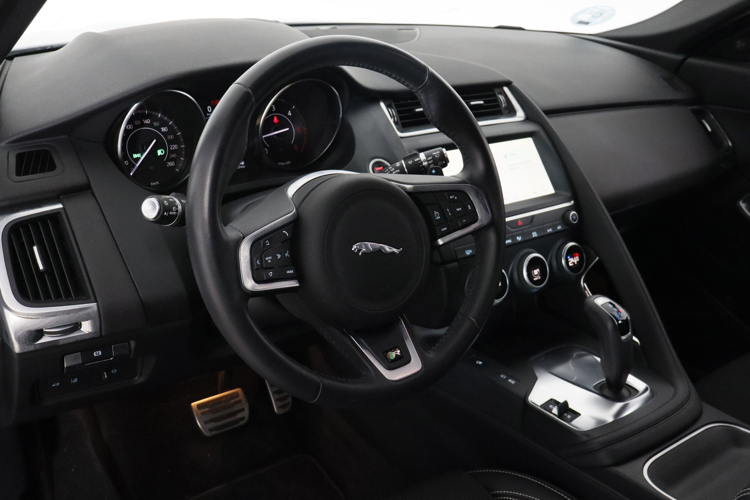 Jaguar E-pace 2.0D R-DYNAMIC 4WD 150cv AUTO 5P # IVA DEDUCIBLE, NAVY foto 14