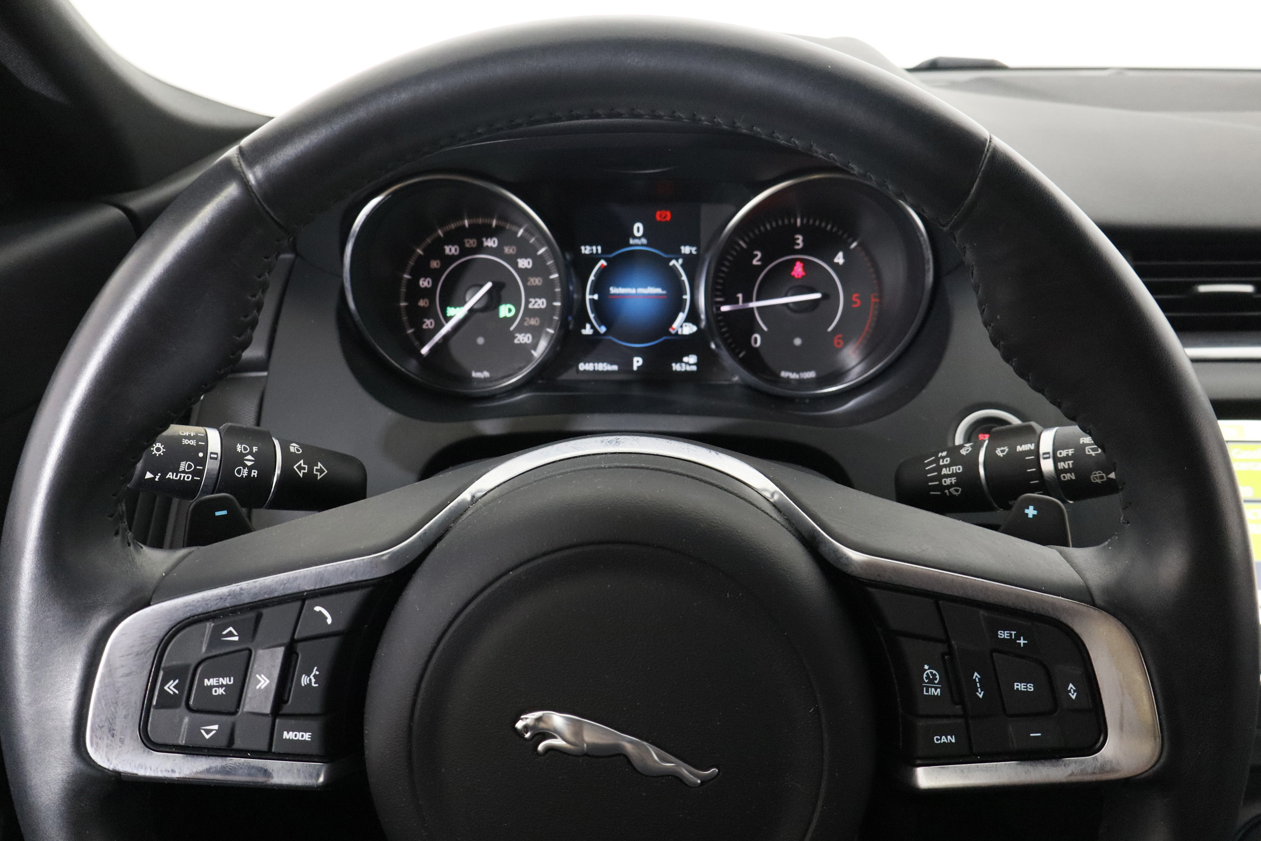 Jaguar E-pace 2.0D R-DYNAMIC 4WD 150cv AUTO 5P # IVA DEDUCIBLE, NAVY foto 17