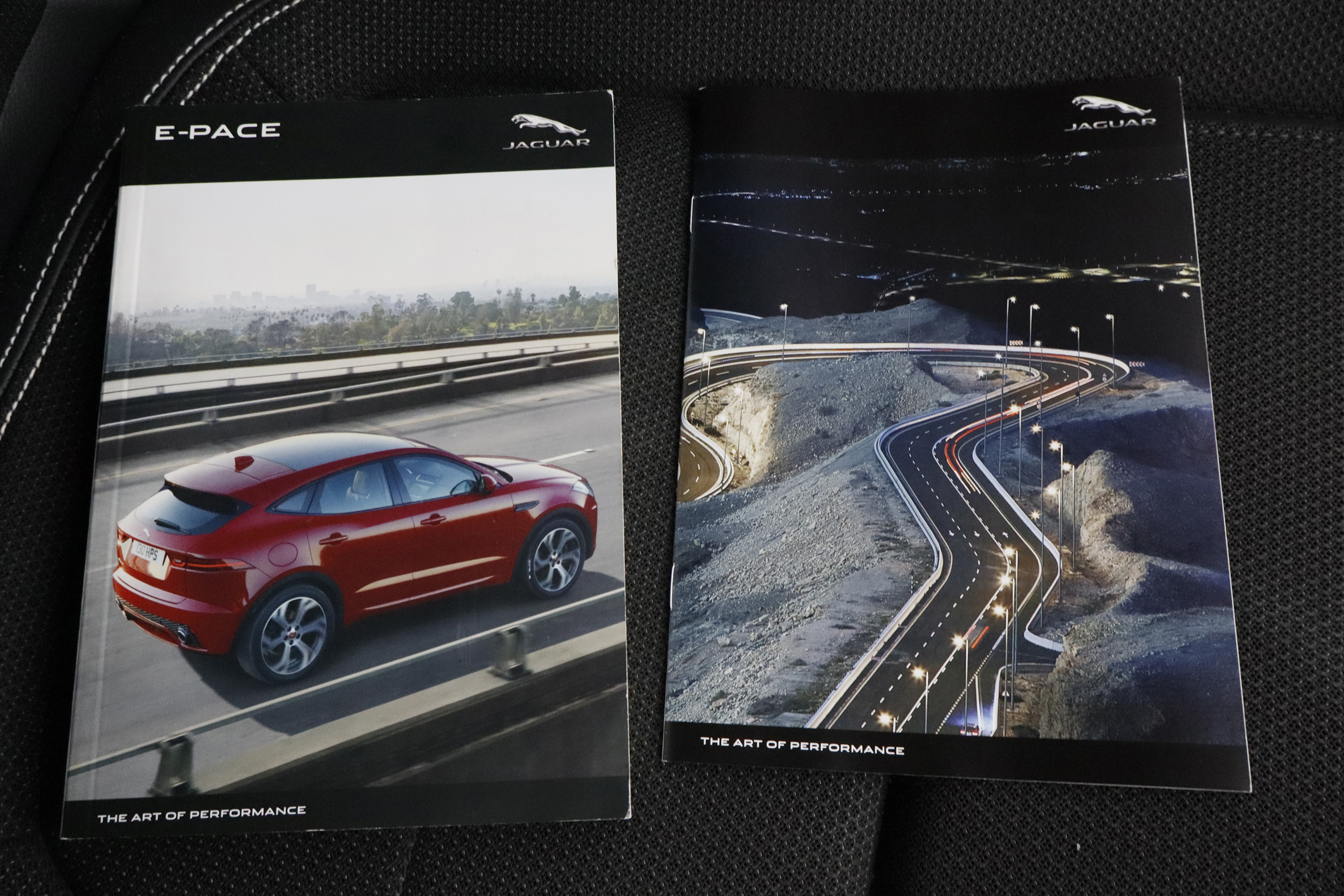 Jaguar E-pace 2.0D R-DYNAMIC 4WD 150cv AUTO 5P # IVA DEDUCIBLE, NAVY foto 26