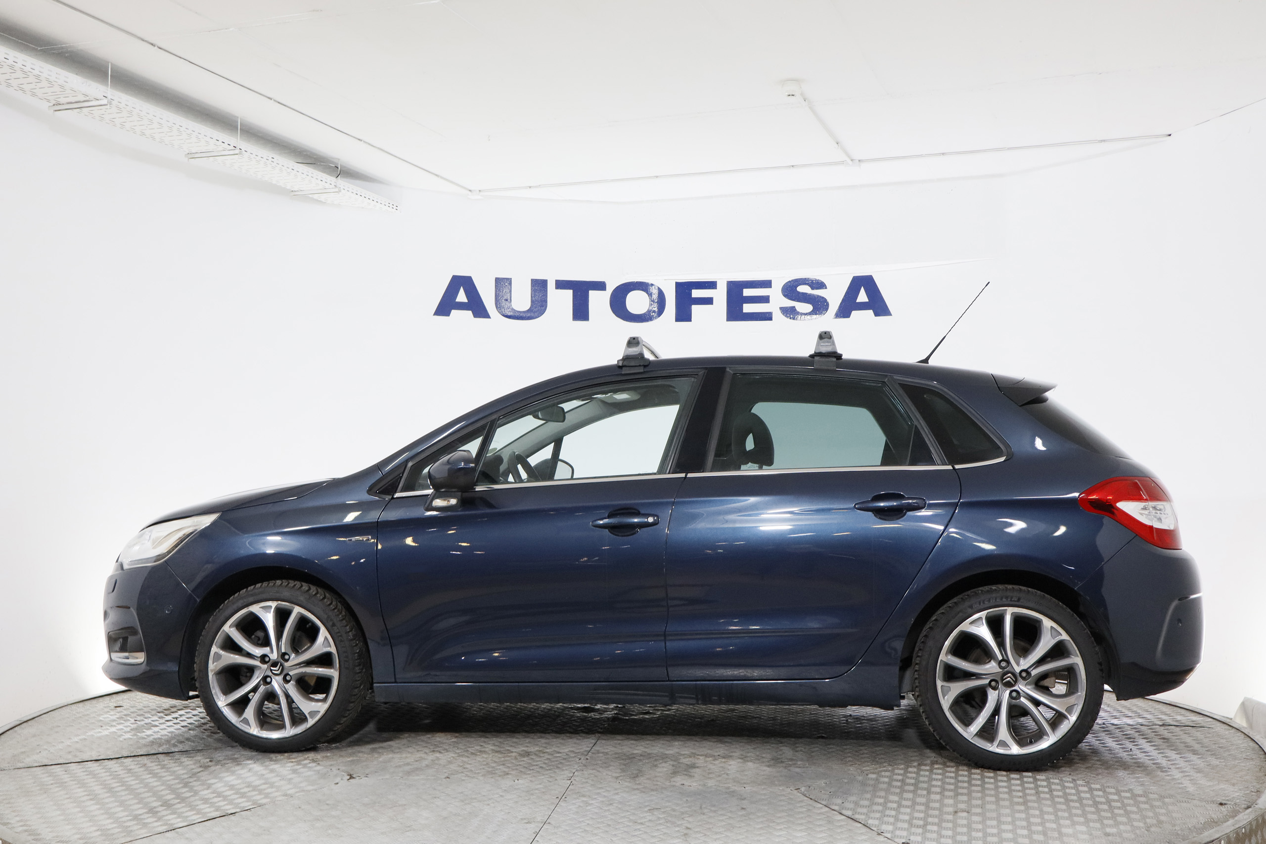 Citroen C4 1.6 HDI AIRDREAM EXCLUSIVE 110cv AUTO 5P # TECHO PANORAMICO, NAVY foto 5