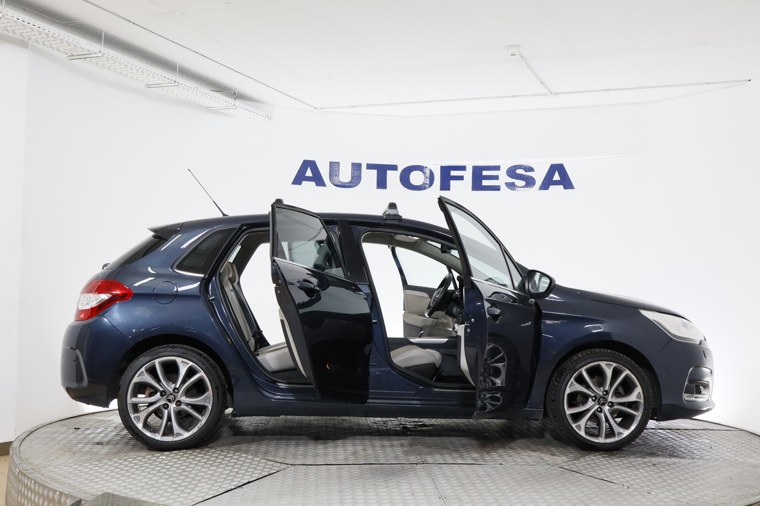 Citroen C4 1.6 HDI AIRDREAM EXCLUSIVE 110cv AUTO 5P # TECHO PANORAMICO, NAVY foto 11