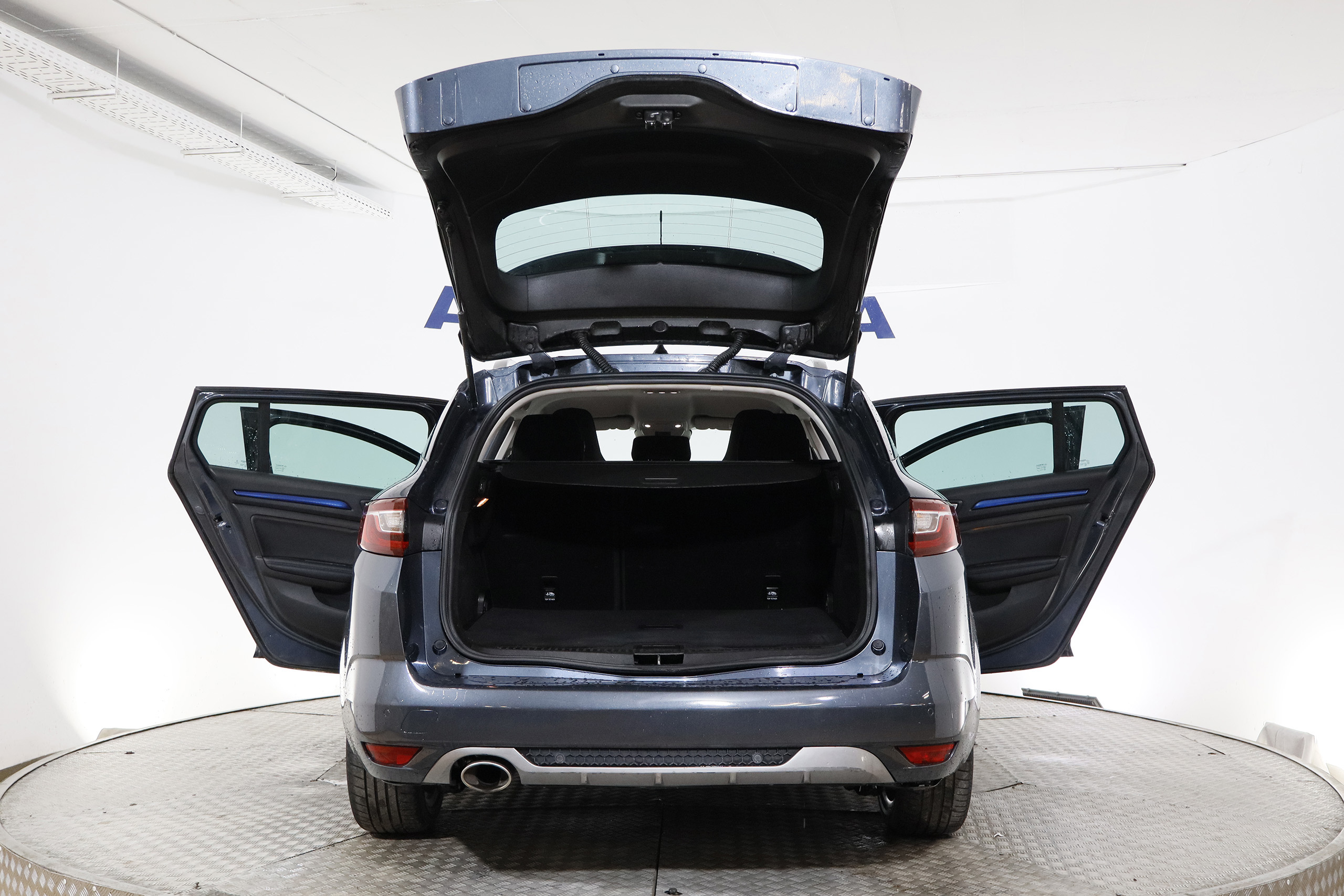 Renault Megane SPORT TOURER 1.6 DCI 130cv GT LINE 5P # IVA DEDUCIBLE, NAVY foto 13