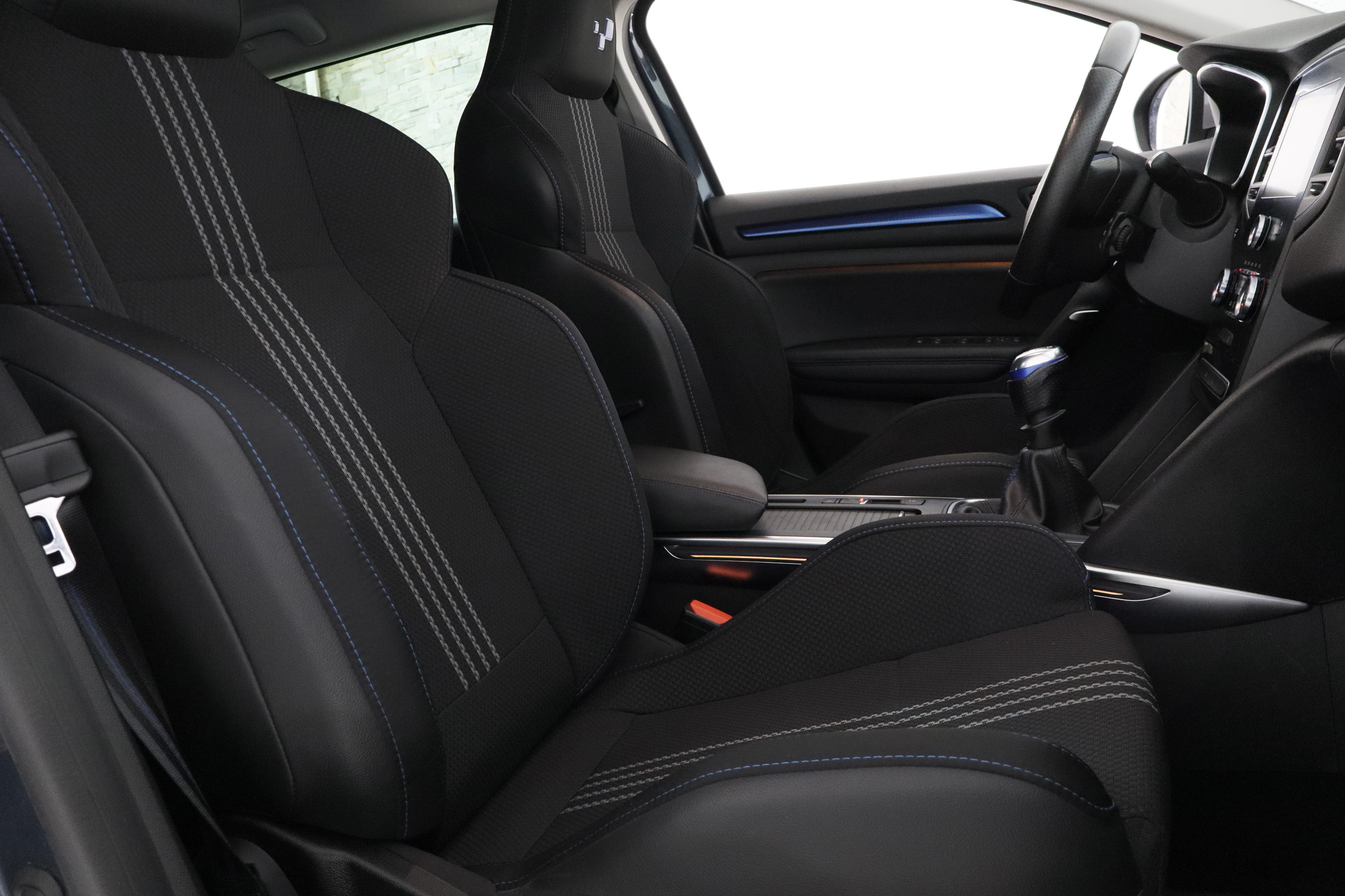 Renault Megane SPORT TOURER 1.6 DCI 130cv GT LINE 5P # IVA DEDUCIBLE, NAVY foto 22