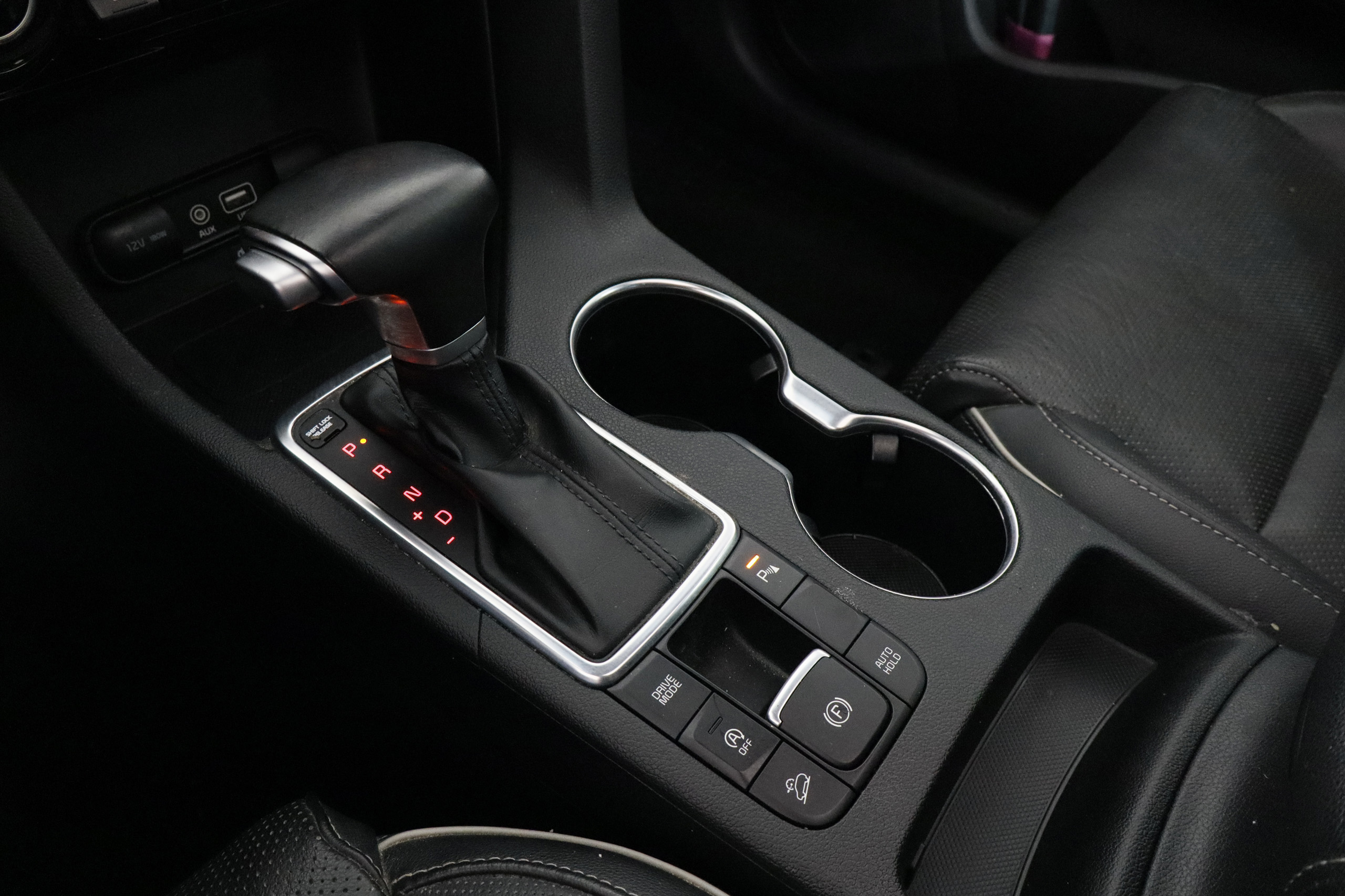 Kia Sportage 1.7 CDI GT LINE 141cv AUTO 5P # TECHO ELE PANORAMICO, NAVY, CUERO foto 19