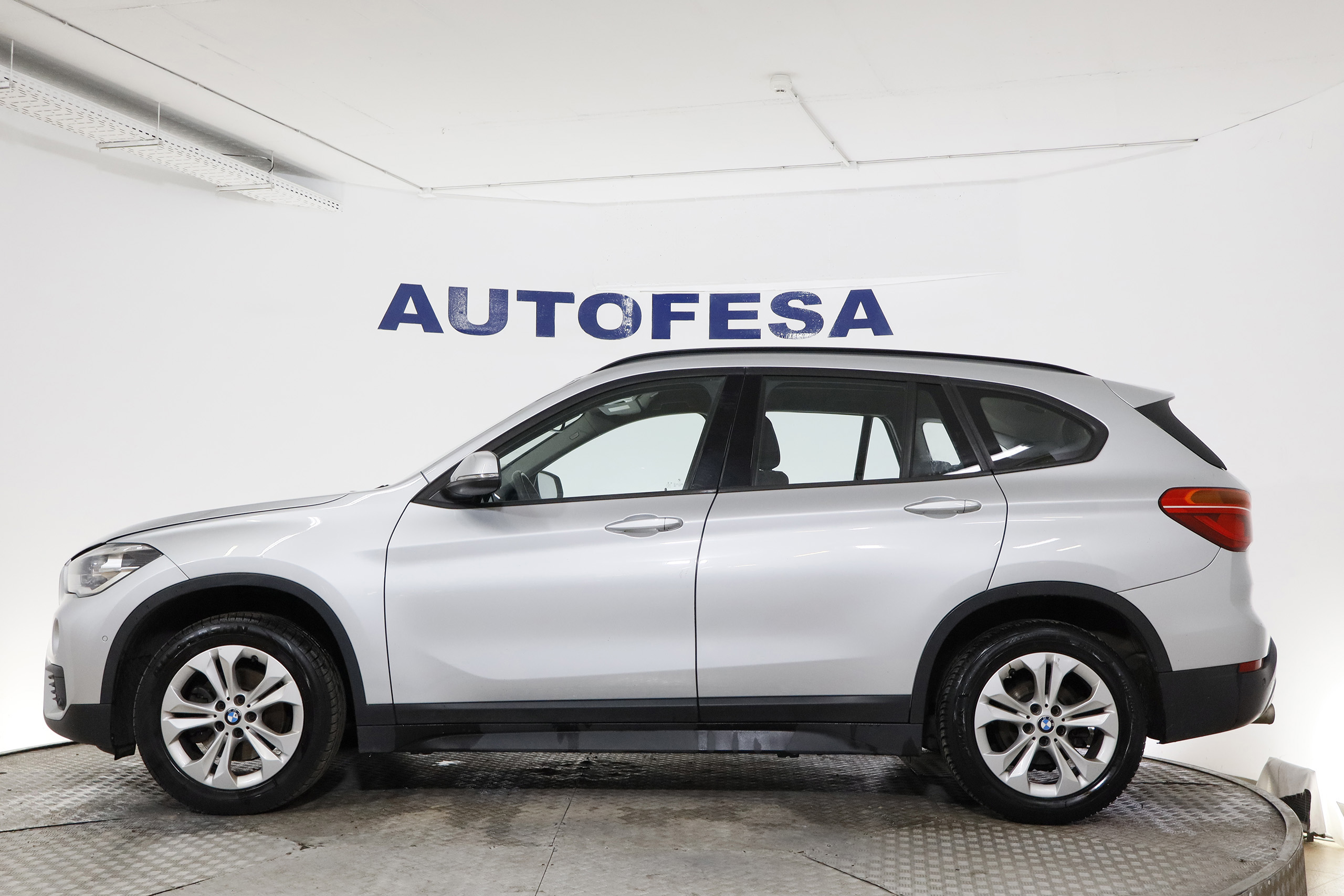 BMW X1 X1 18D XDRIVE 150CV 5P # NAVY foto 5