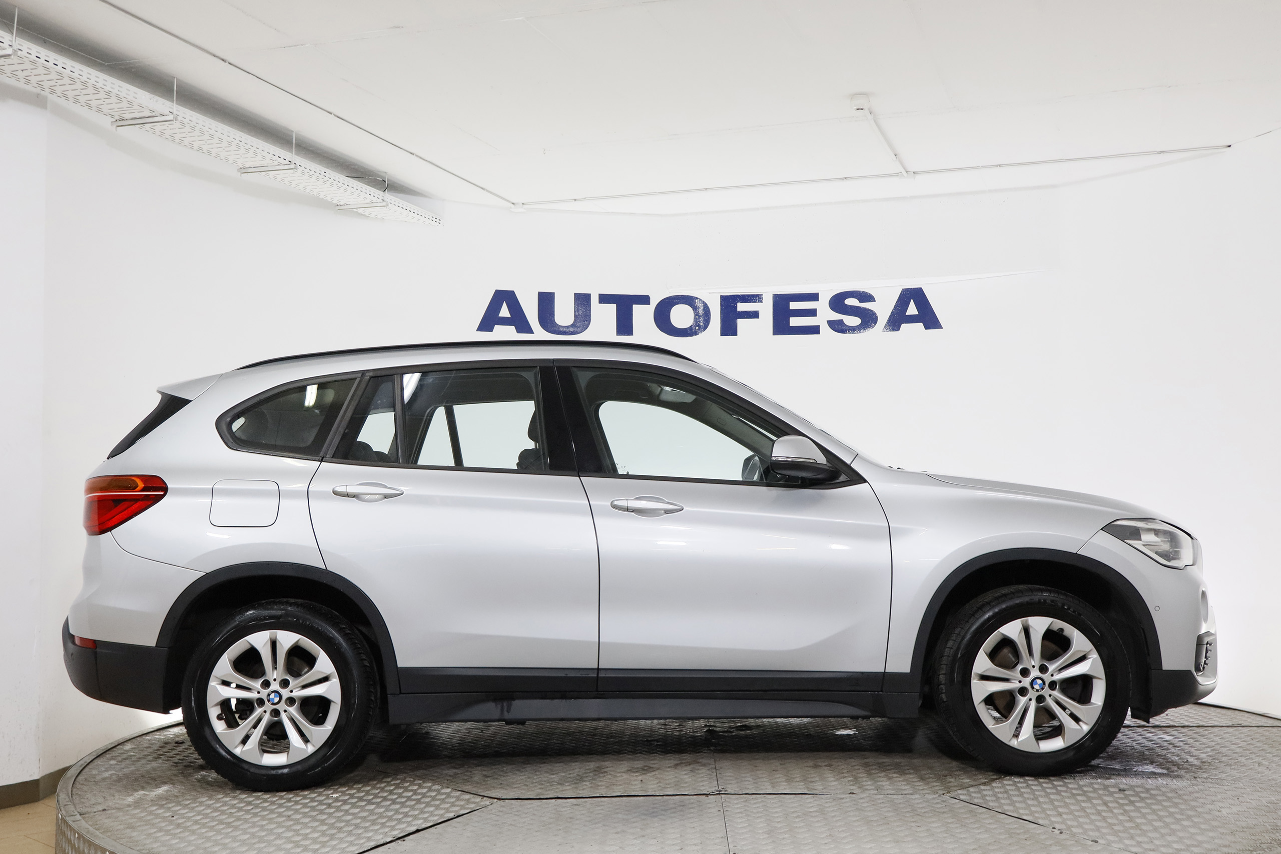 BMW X1 X1 18D XDRIVE 150CV 5P # NAVY foto 10