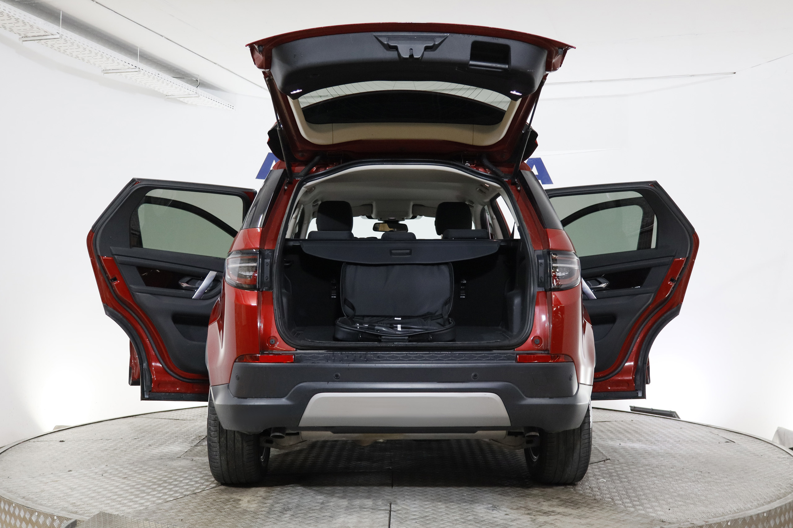 Land Rover Discovery Sport 1.5 13 PHEV AWD AT 300cv AUTO 5P # IVA DEDUCIBLE foto 13