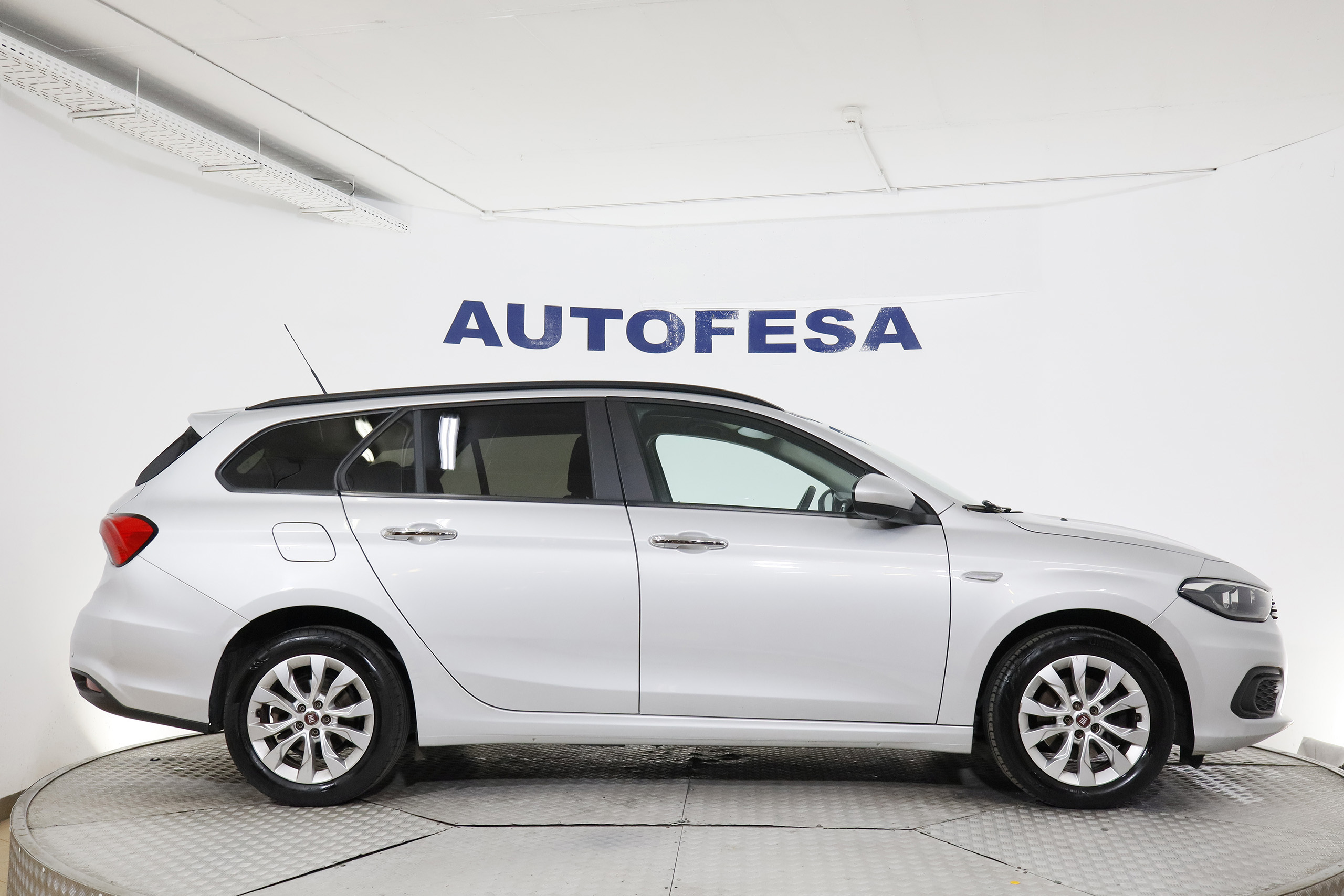 Fiat Tipo SW 1.4I LOUNGE 95cv 5P # PARKTRONIC foto 10