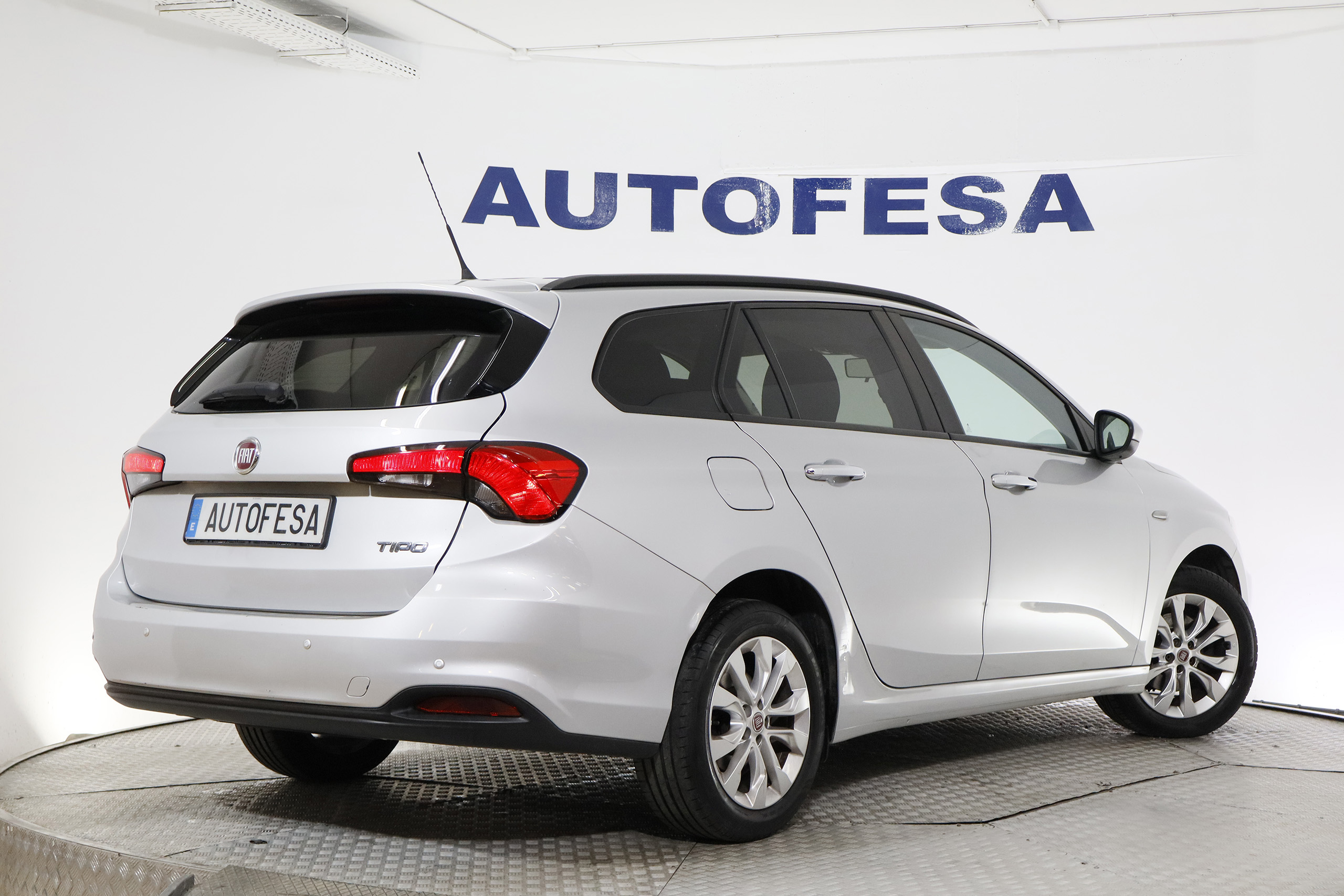 Fiat Tipo SW 1.4I LOUNGE 95cv 5P # PARKTRONIC foto 9