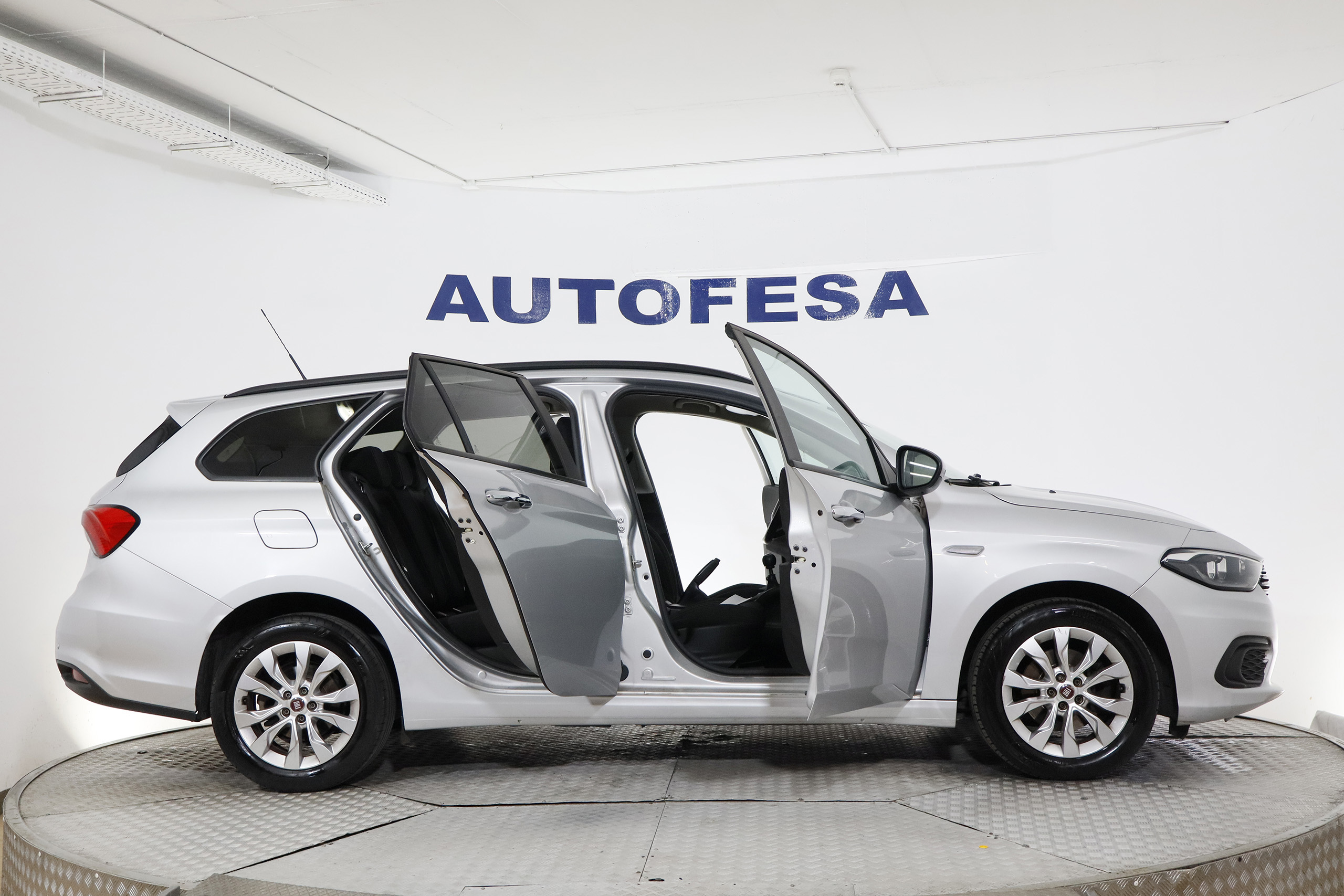 Fiat Tipo SW 1.4I LOUNGE 95cv 5P # PARKTRONIC foto 11