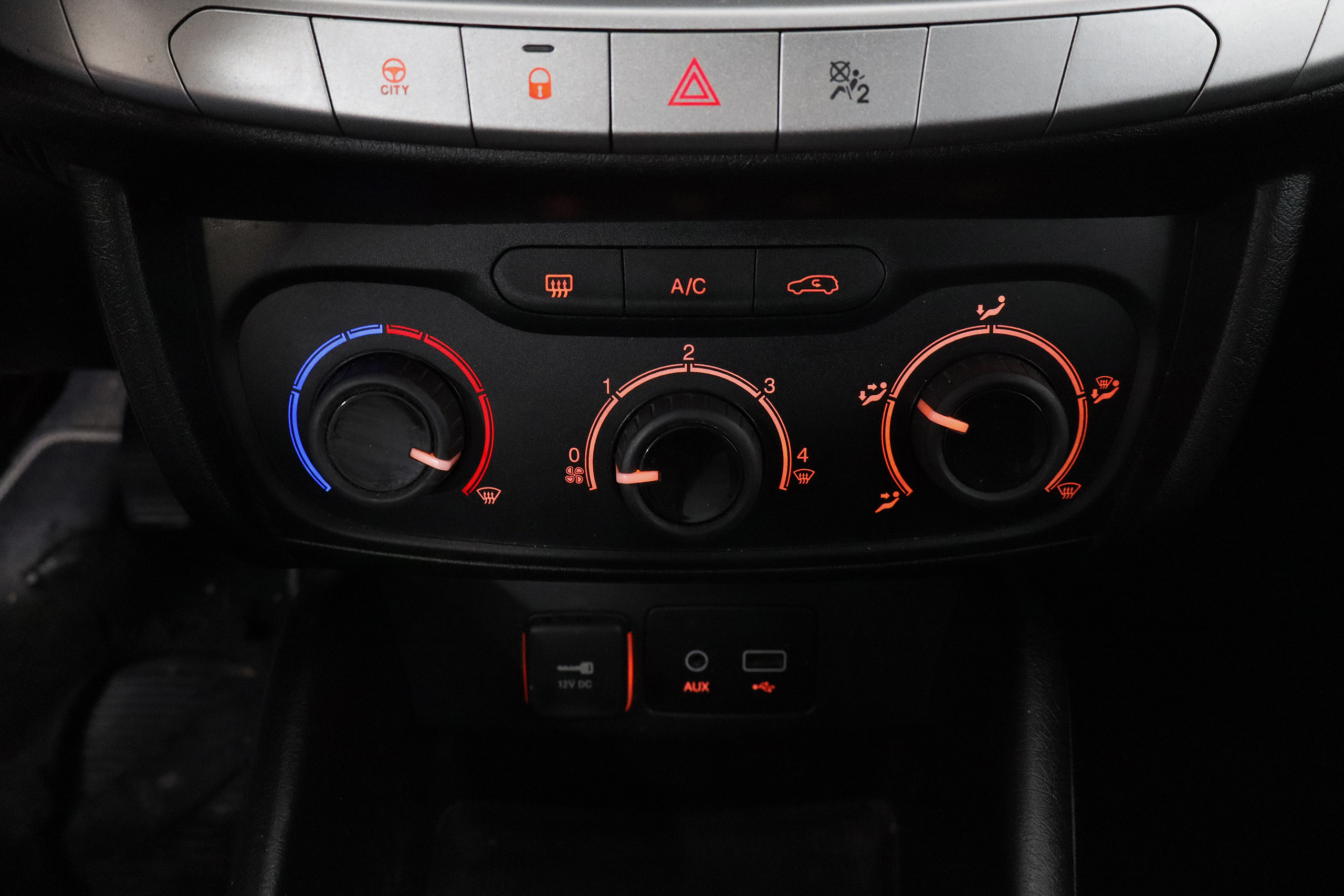 Fiat Tipo SW 1.4I LOUNGE 95cv 5P # PARKTRONIC foto 19