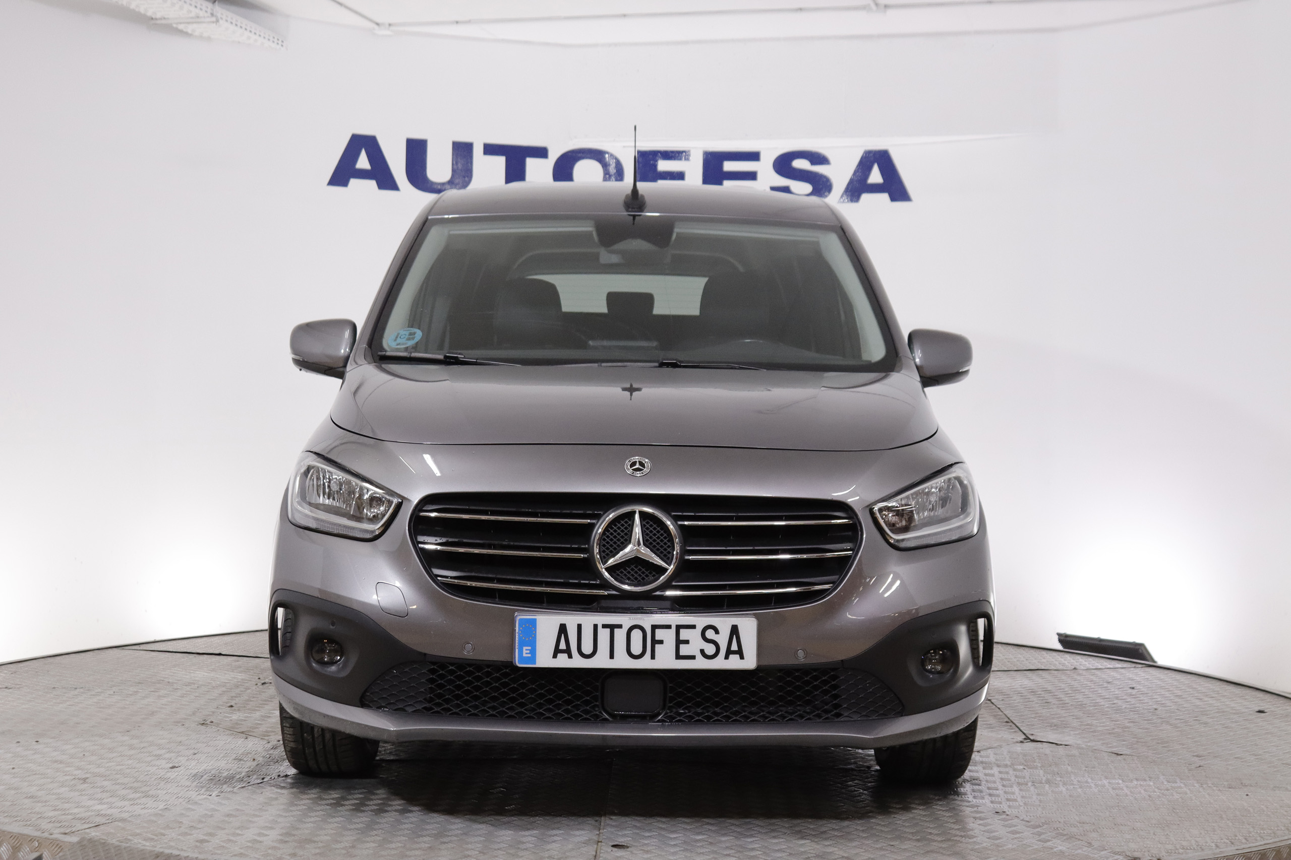 Mercedes-benz CLASE T CLASE T T180D TOURER LARGO 115cv AUTO 5P VENTA SOLO PROFESIONALES # IVA DEDUCIBLE, NAVY foto 2