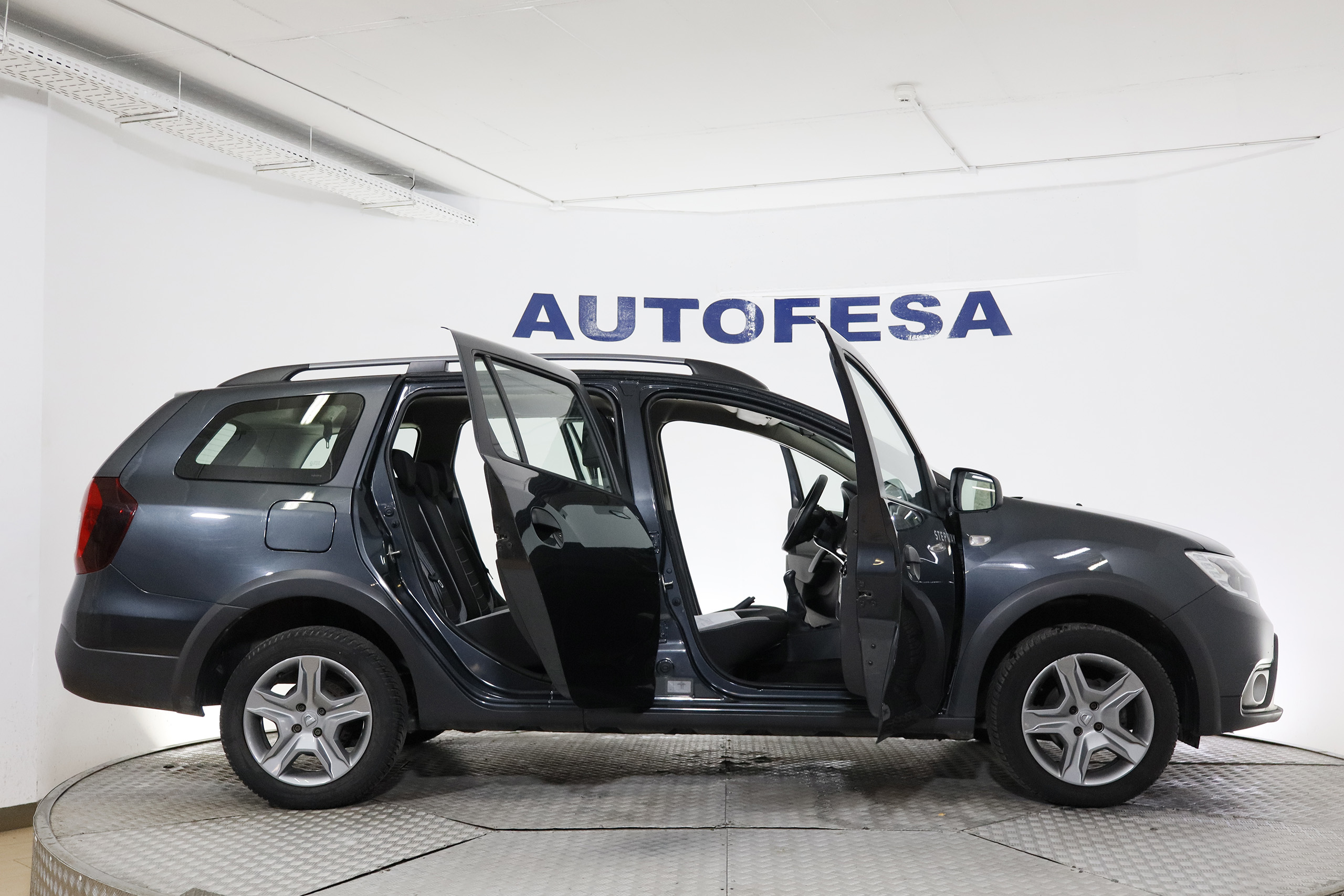 Dacia Logan MCV 0.9 TCE STEPWAY 90cv 5P # NAVY foto 11