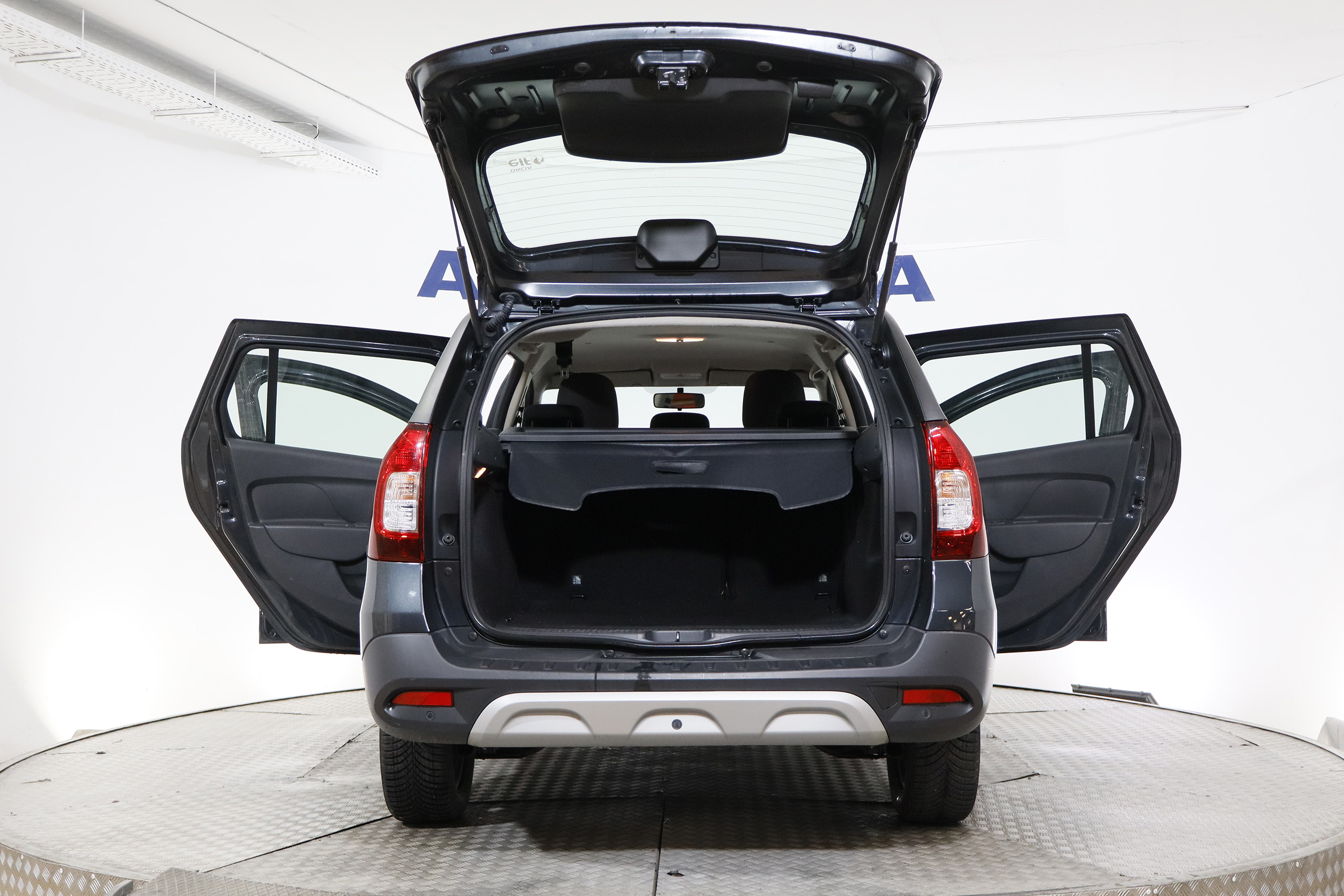 Dacia Logan MCV 0.9 TCE STEPWAY 90cv 5P # NAVY foto 13