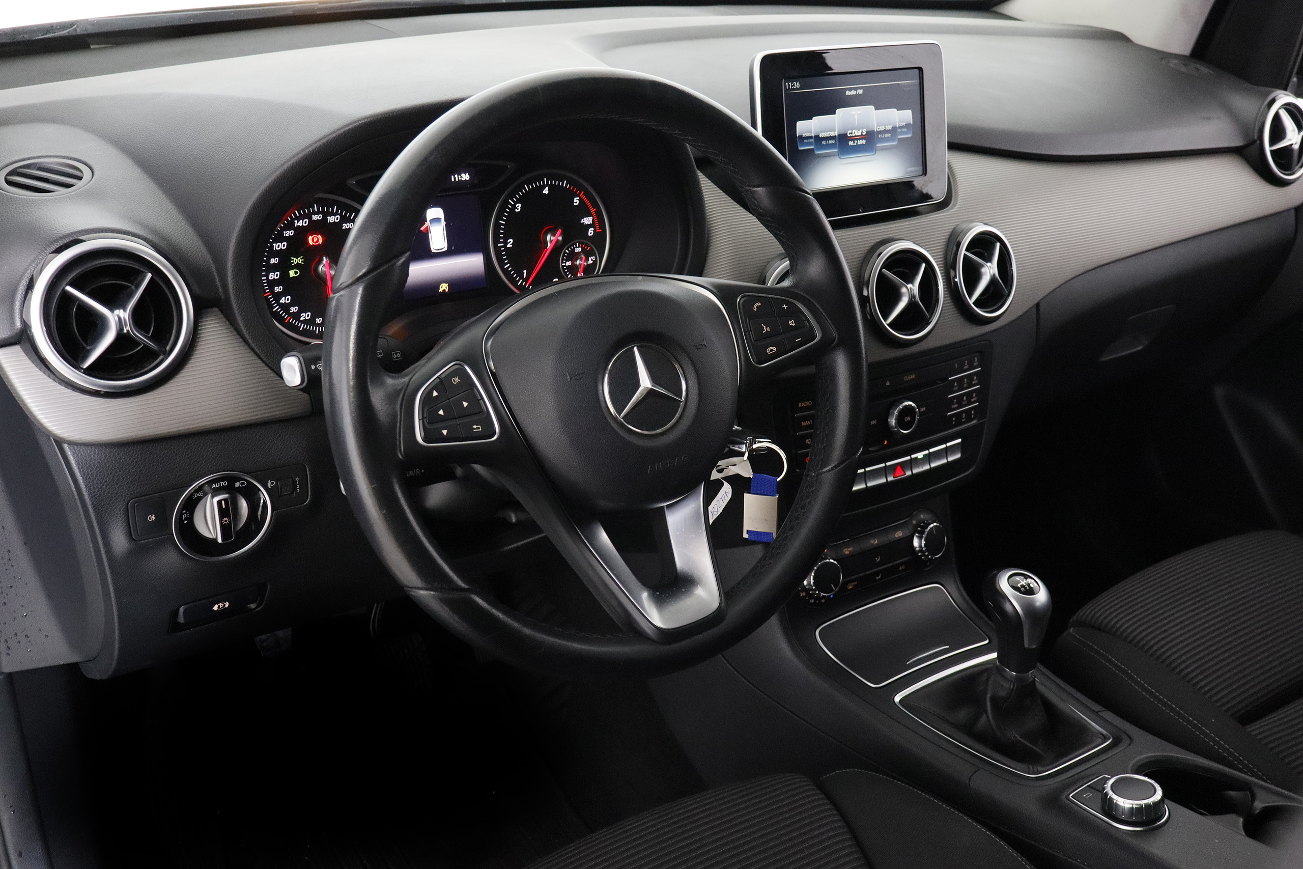 Mercedes-benz B 180 D CDI 1.5 109cv 5P # PARKTRONIC foto 14